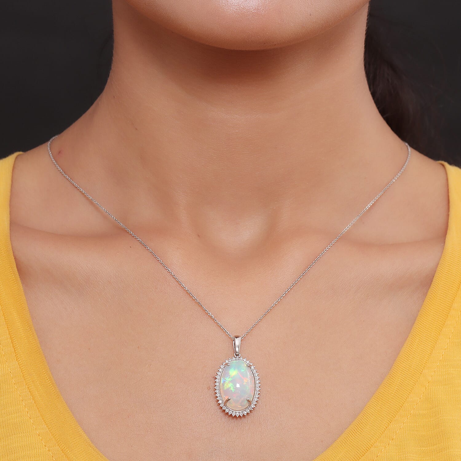 RHAPSODY 950 Platinum AAAA Ethiopian Opal and  Diamond (VS-E-F) Pendant 10.59 Ct,  Platinum Wt. 4.5 Gms 10.49  Ct.