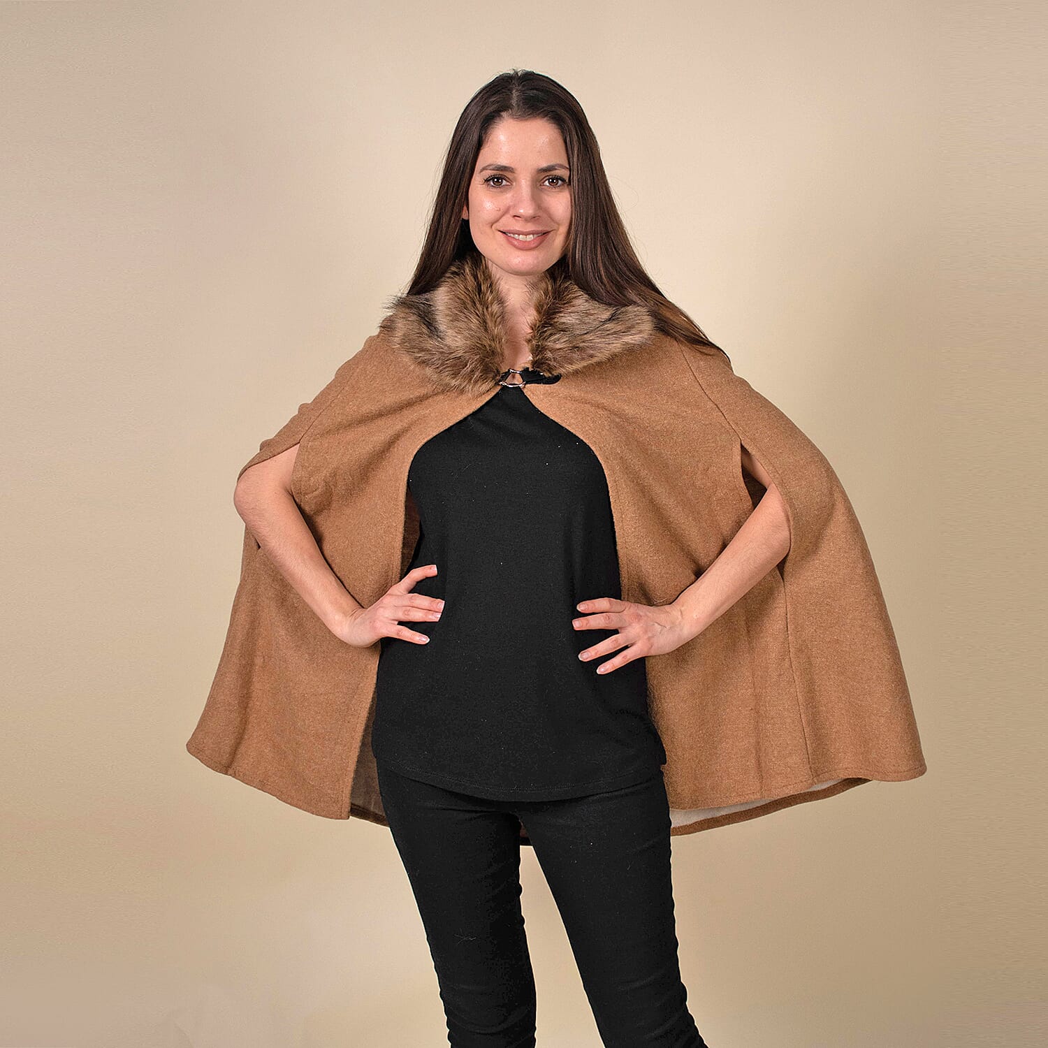 TAMSY Faux Fur Collar Cape (Size 130x75 Cm) - Camel