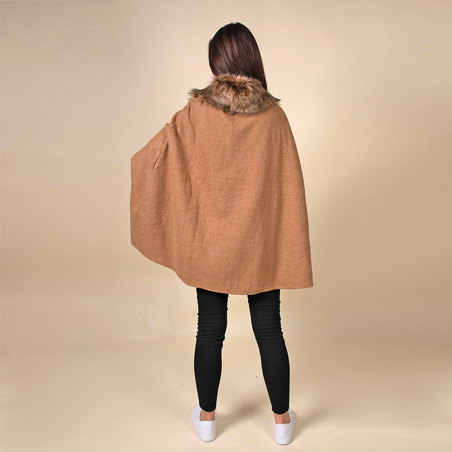 TAMSY Faux Fur Collar Cape (Size 130x75 Cm) - Camel