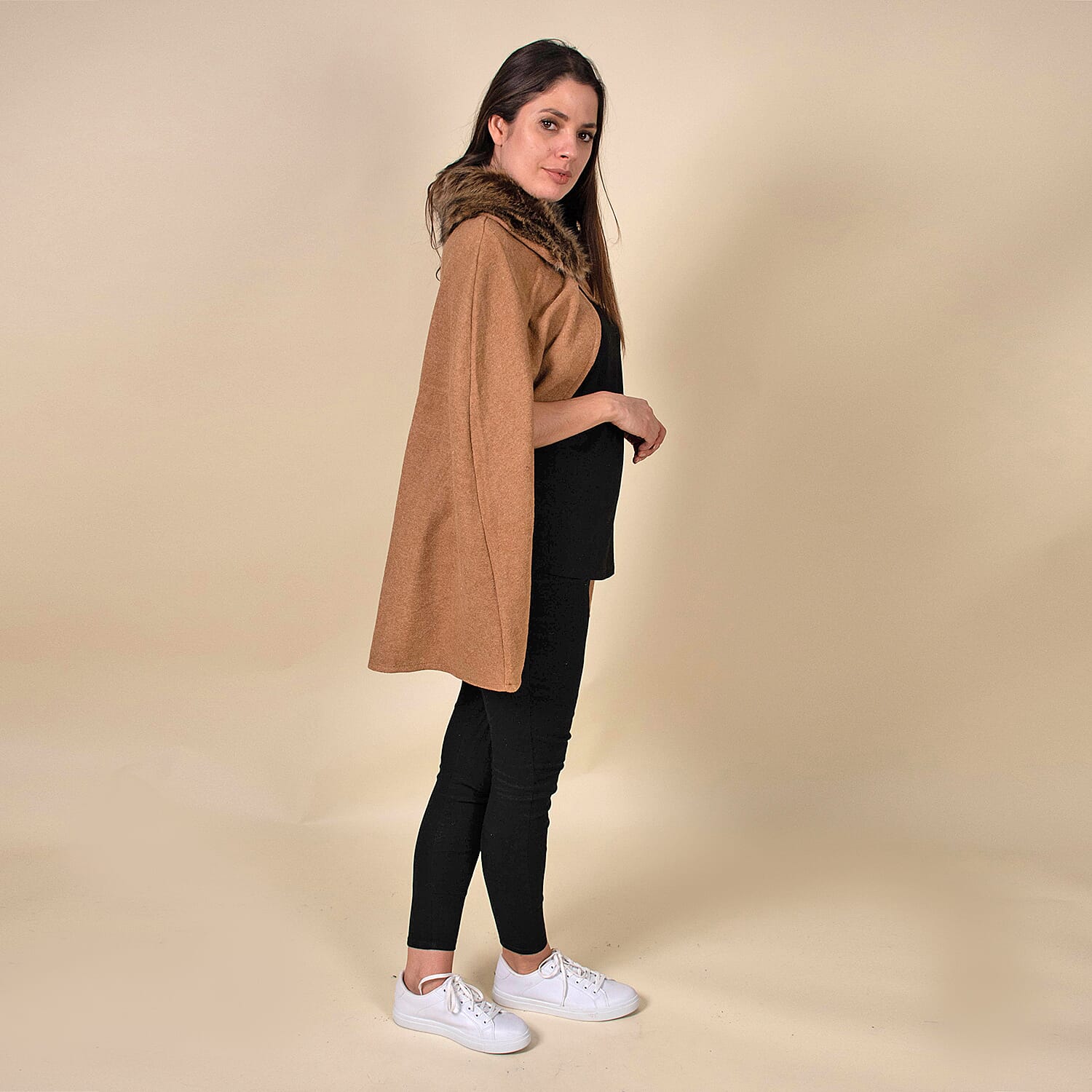 TAMSY Faux Fur Collar Cape (Size 130x75 Cm) - Camel
