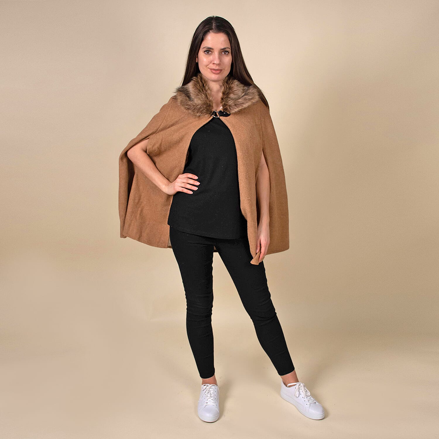 TAMSY Faux Fur Collar Cape (Size 130x75 Cm) - Camel
