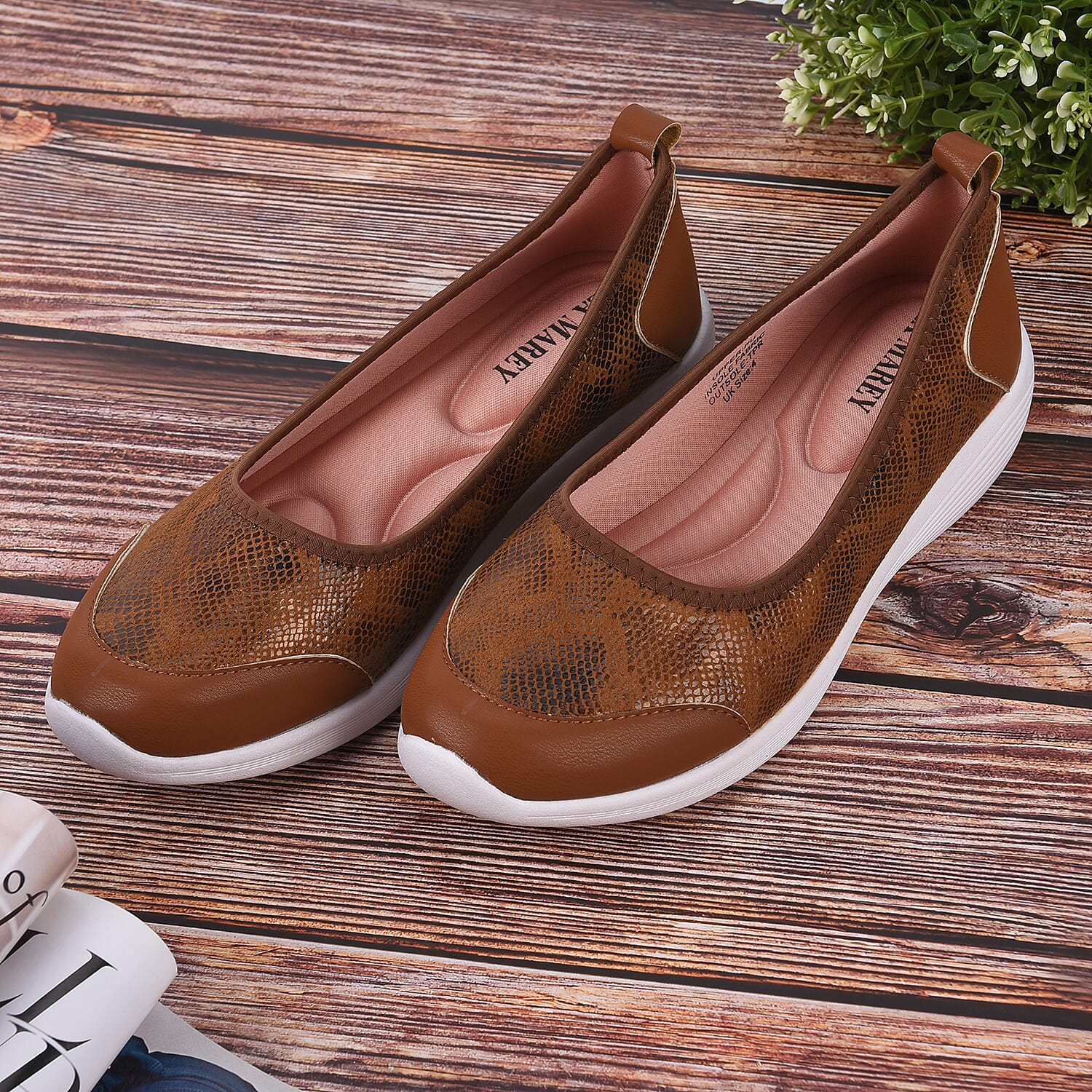 LA MAREY Snake Pattern Ladies Shoes (Size 8) - Brown