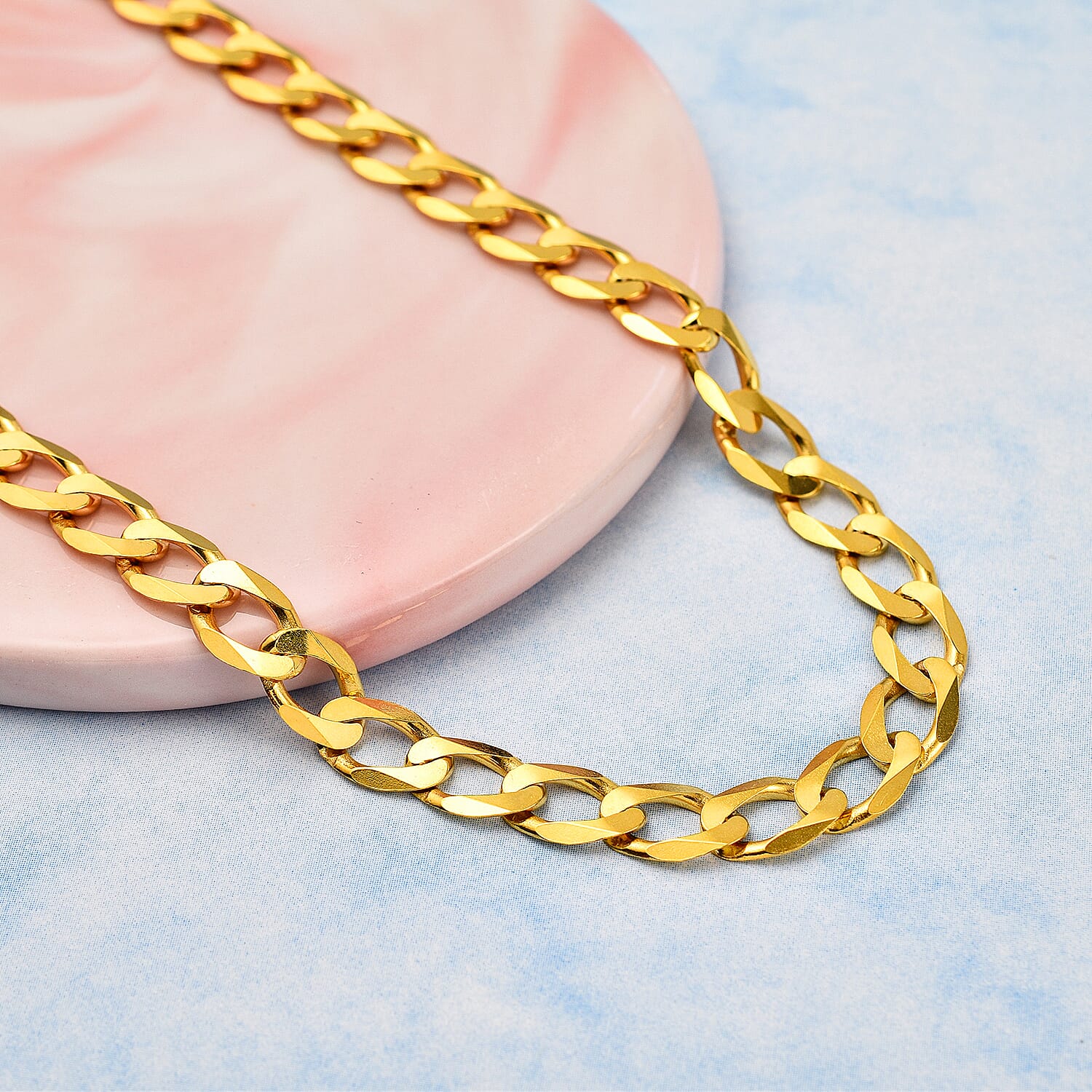 Exclusive Limited Edition Hatton Garden CloseOut- 9K Yellow Gold Flat Curb Necklace (Size - 22), Gold Wt. 27.30 Gms