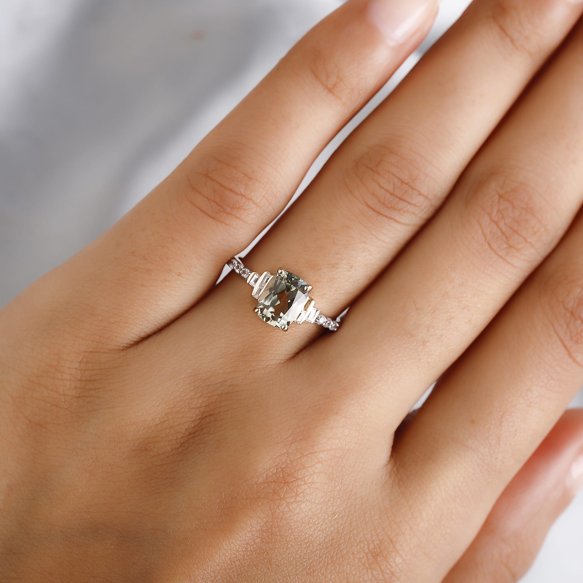 9K Yellow Gold Turkizite and Natural Zircon Ring 1.86 Ct.