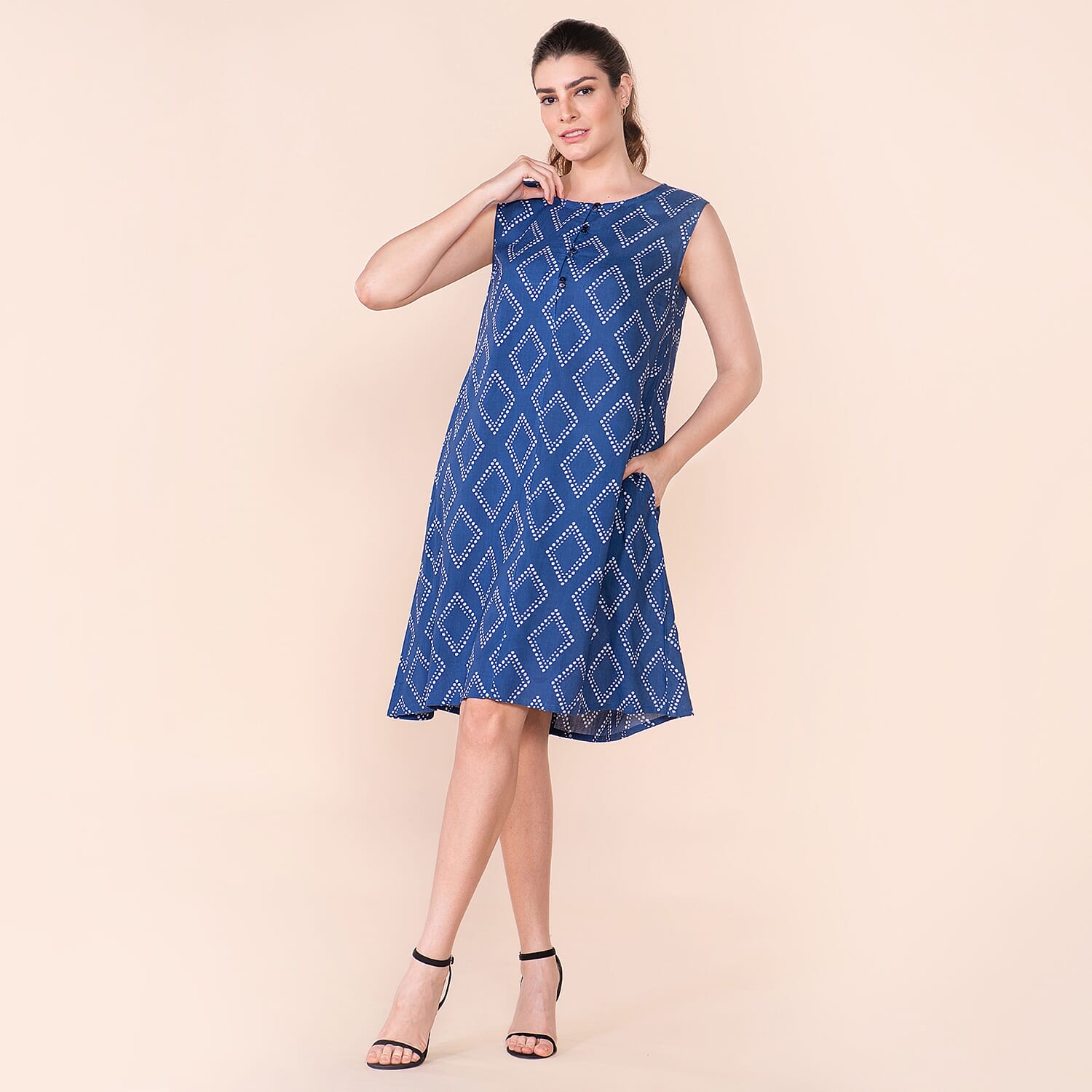 TAMSY 100% Viscose Diamond Pattern Sleeveless Dress (Size 26) - Blue