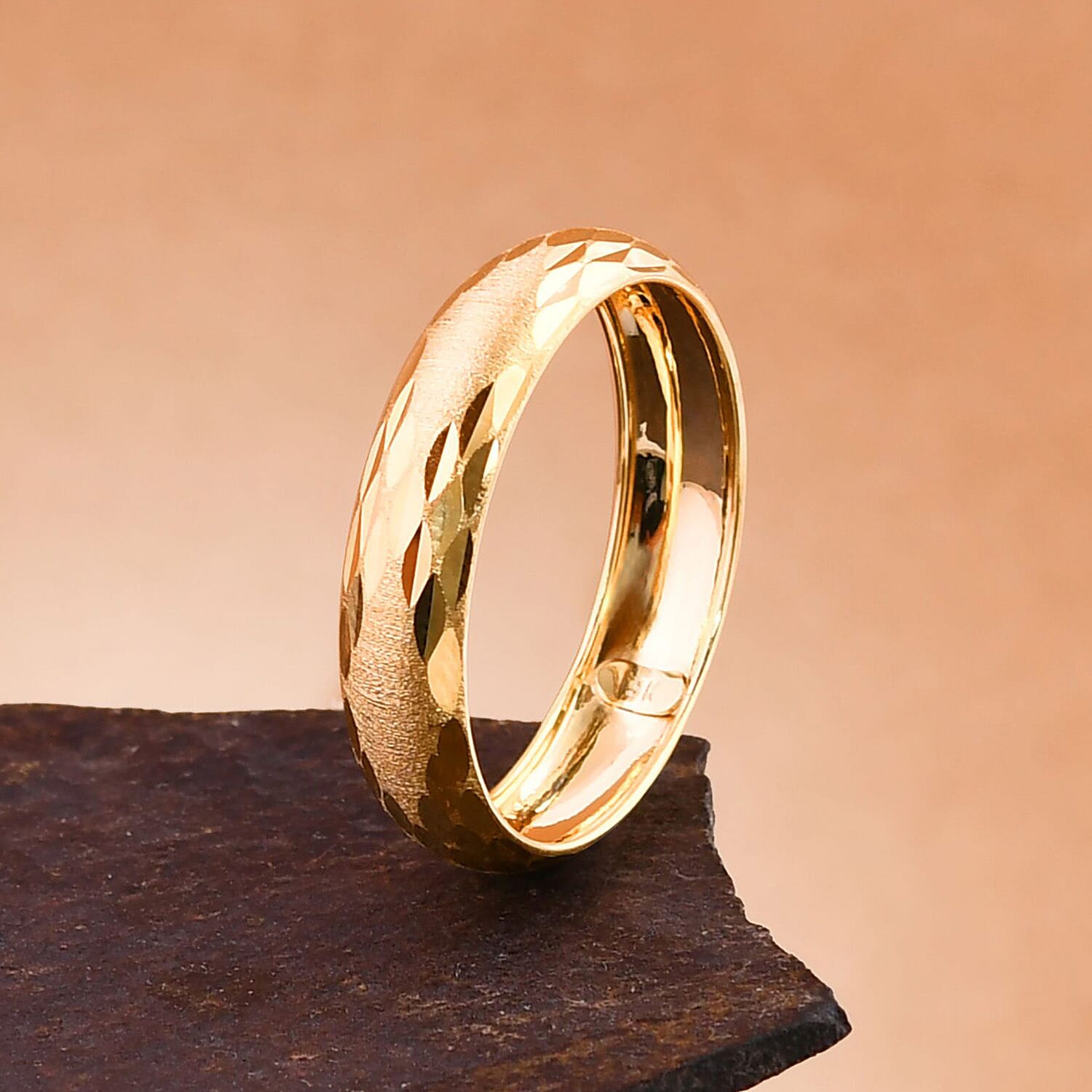 Wedding Band Ring in 9K Yellow Gold