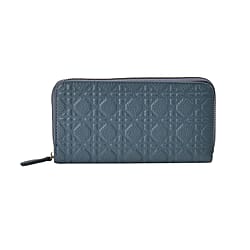 Genuine Leather Wallet with Embossed Quadrate Pattern - RFID Blocking - Burgundy