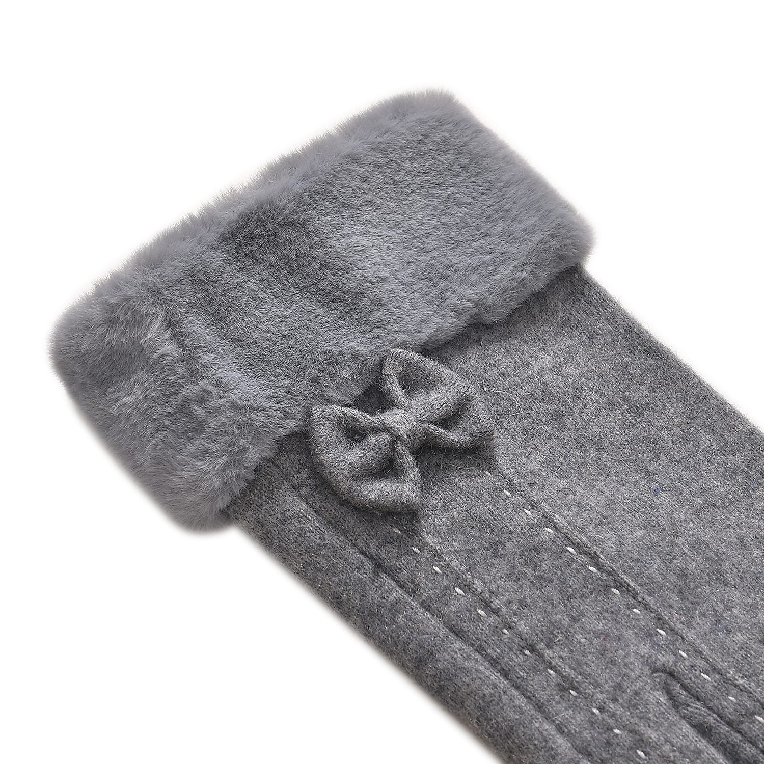 LUXURY GIFT MEGA OFFER- Cashmere Double Layer Gloves with Warm Fleece Interior & Faux Fur Trim (Touch Screen Usable) - Grey