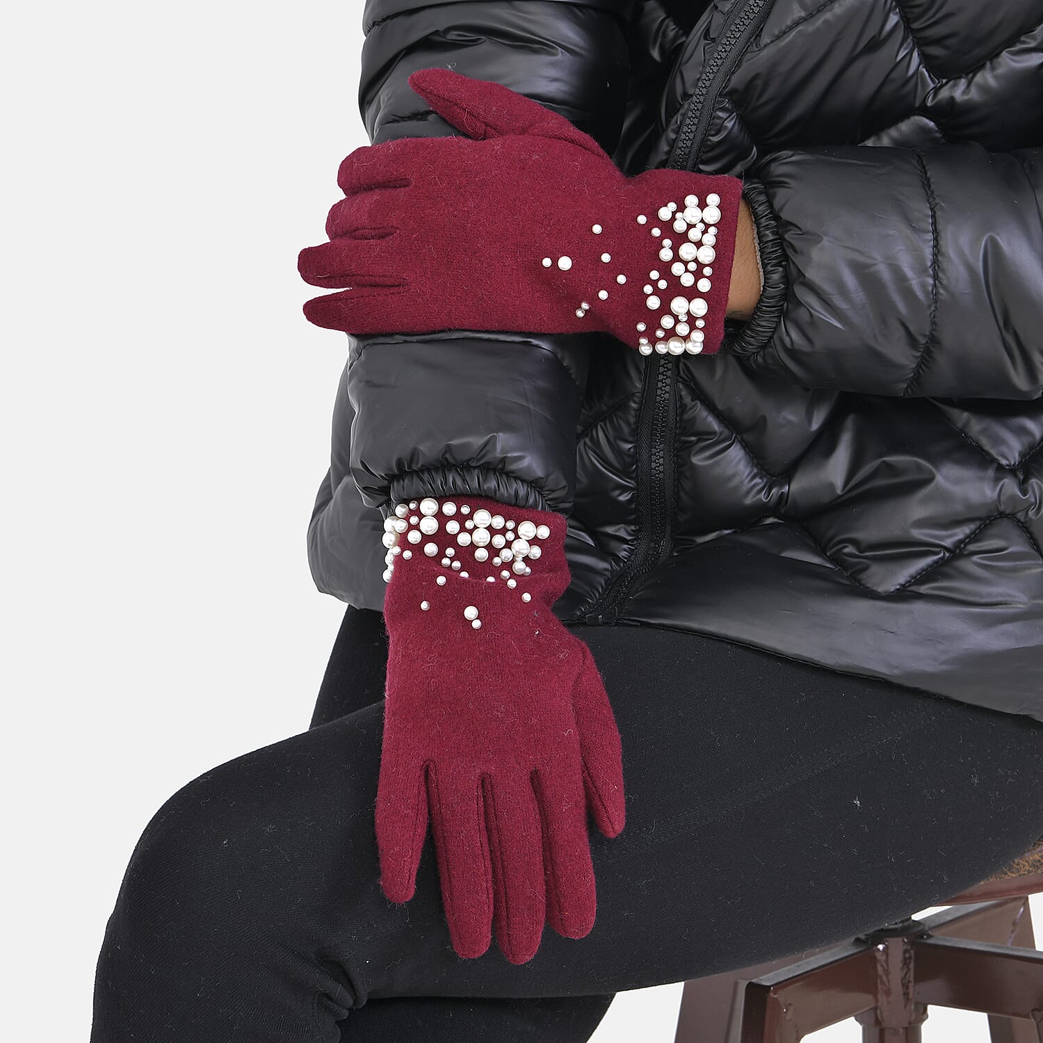 Cashmere Gloves Decorated with Shiny Beads & Touch Screen Function - Burgundy