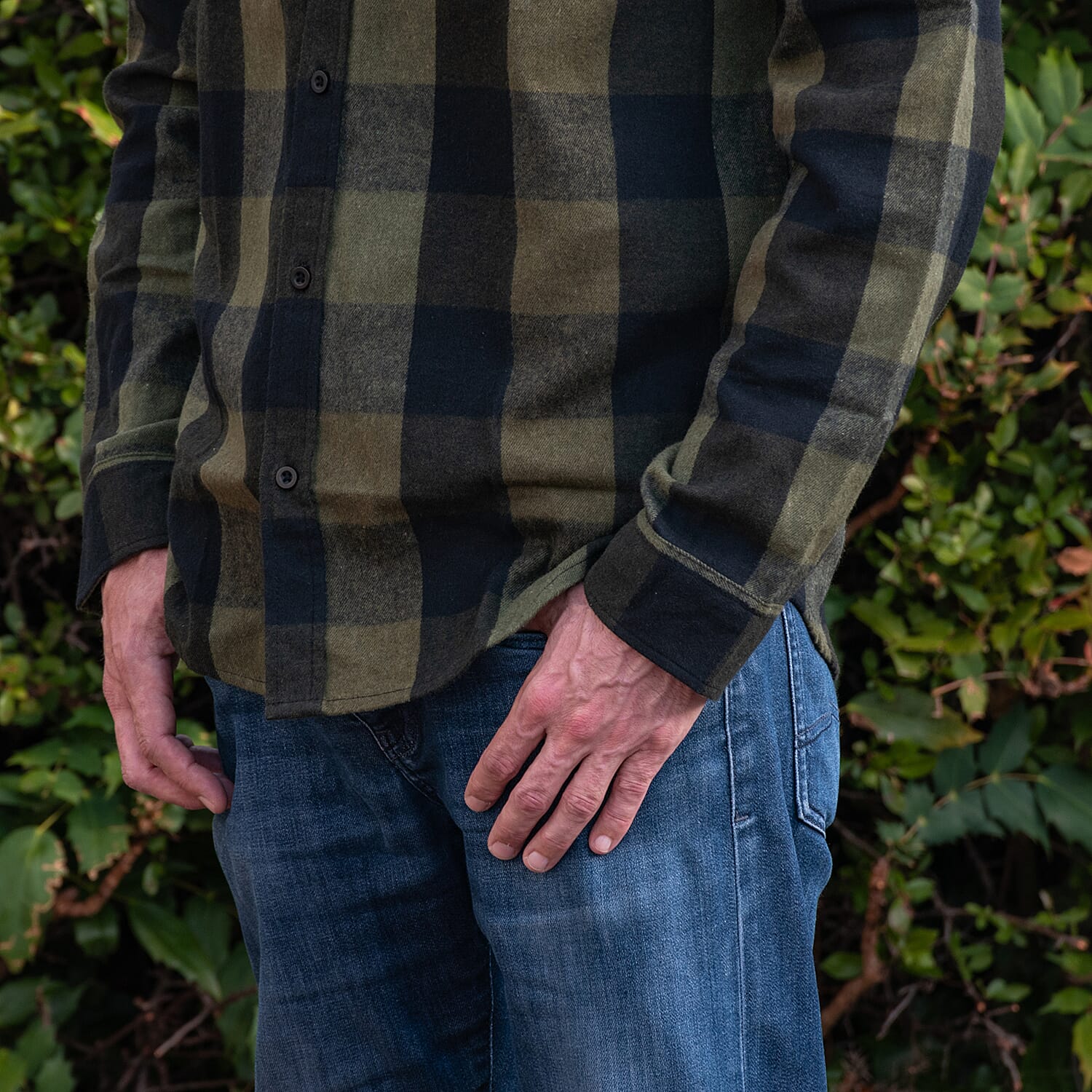 Bellfield 100% Cotton Button Through Flannel Check Shirt (Size L) - Black