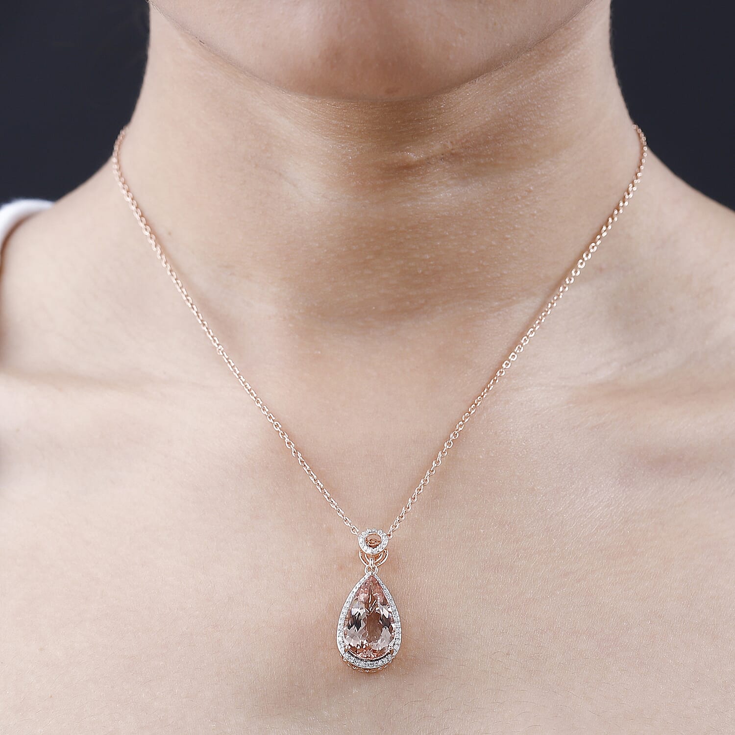 18K Rose Gold Morganite & Diamond (SI-G-H) Halo Pendant 7.60 Ct