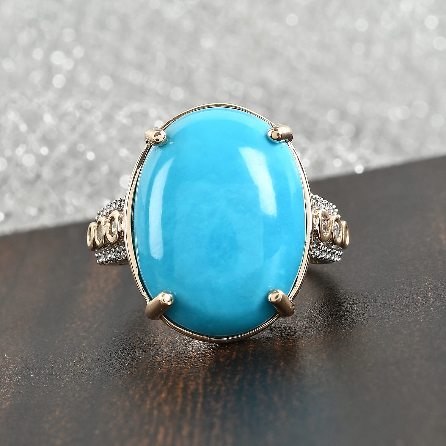 9K Yellow Gold Extremely Rare Size Arizona Sleeping Beauty Turquoise (OV 20X15 12.00 Cts) and Diamond Ring 12.34 Ct.