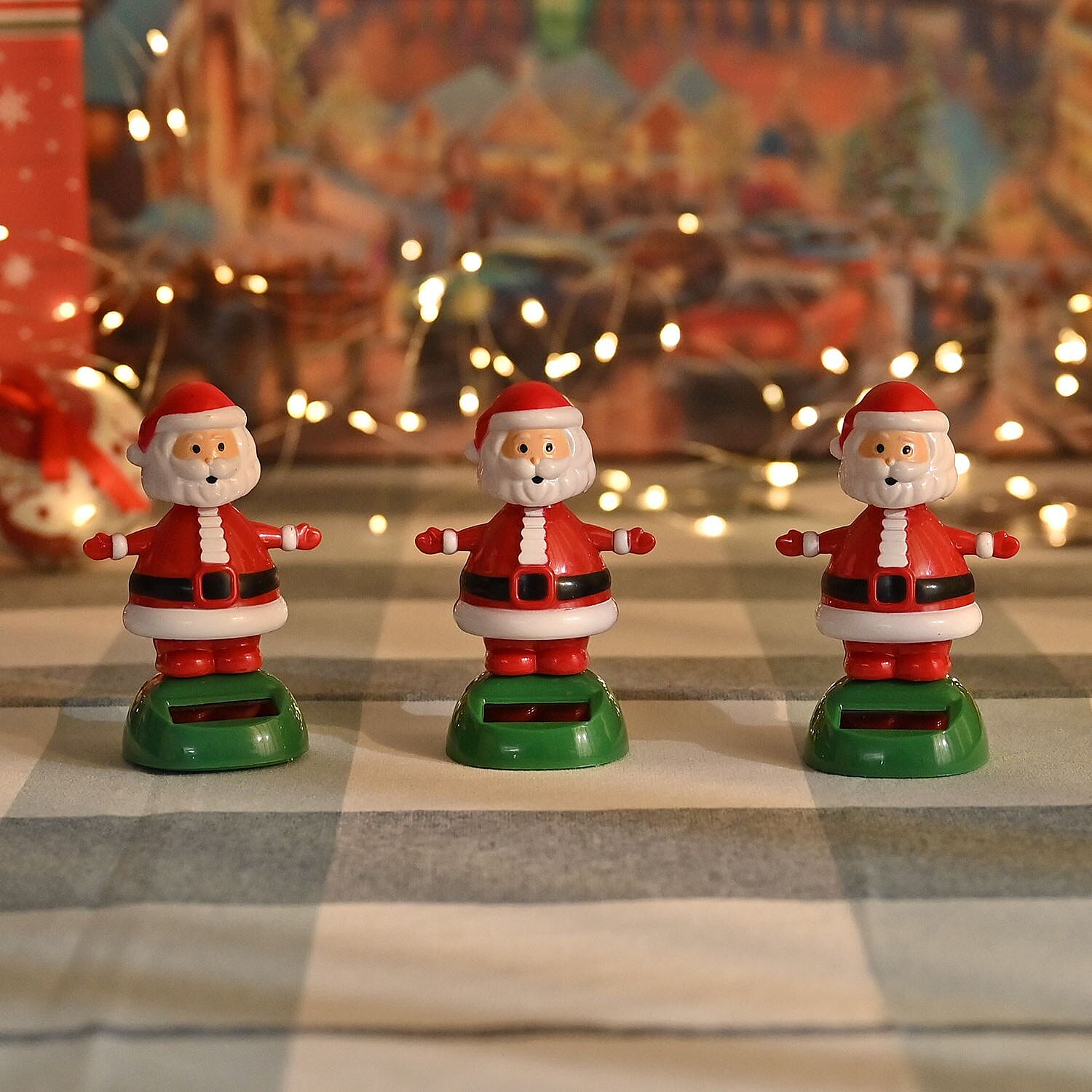 Set of 3 Solar Shake Head Santa Claus Toys - Multi