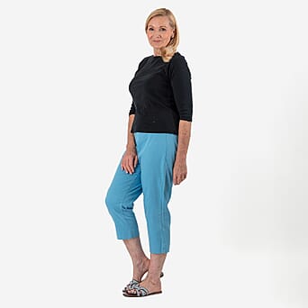 https://tjcuk.sirv.com/Products/76/3/7632467/Tamsy-Stretch-Twill-Capri-Jeans-for-Women-Cropped-Fit-Size-14-Turquois_7632467_2.jpg?w=342&h=342