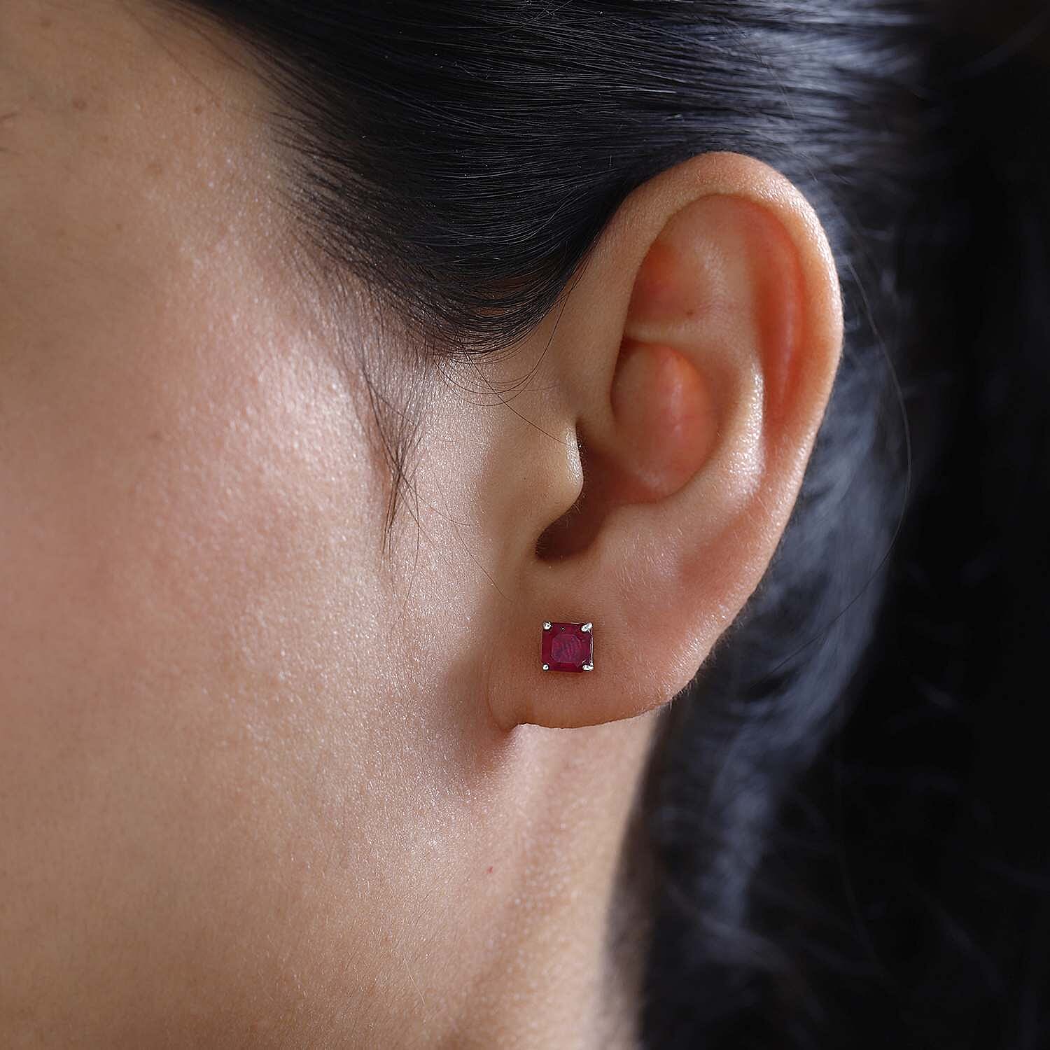 9K White Gold  AA   African Ruby  Earring 1.50 ct,  Gold Wt. 0.4 Gms  1.718  Ct.