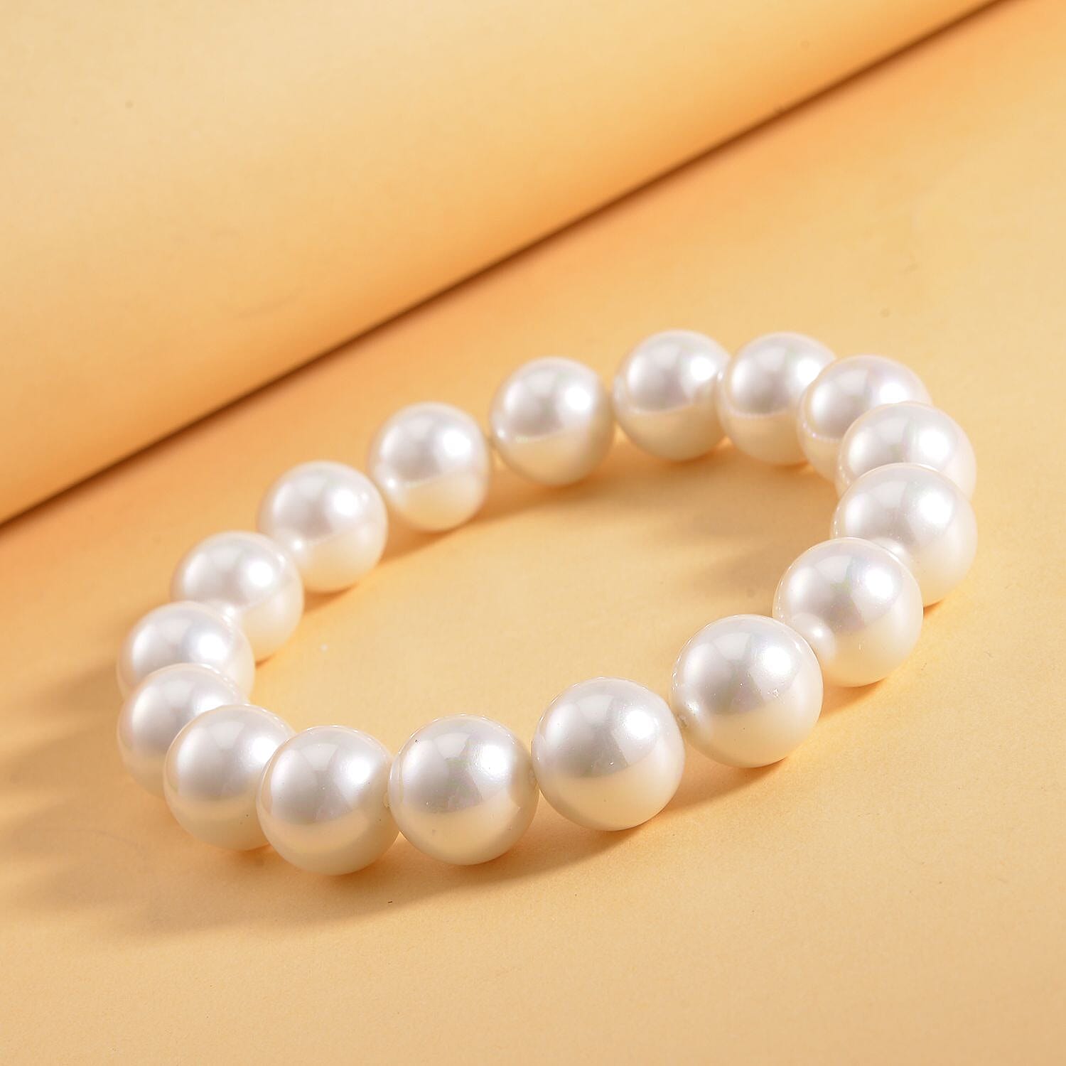 White Shell Pearl Stretchable Bracelet (Size 7-7.5)