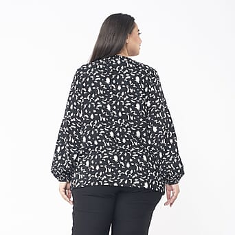 https://tjcuk.sirv.com/Products/76/3/7639587/Tamsy-Viscose-Animal-Top-Size-69x1-cm-Black-Black_7639587_1.jpg?w=342&h=342