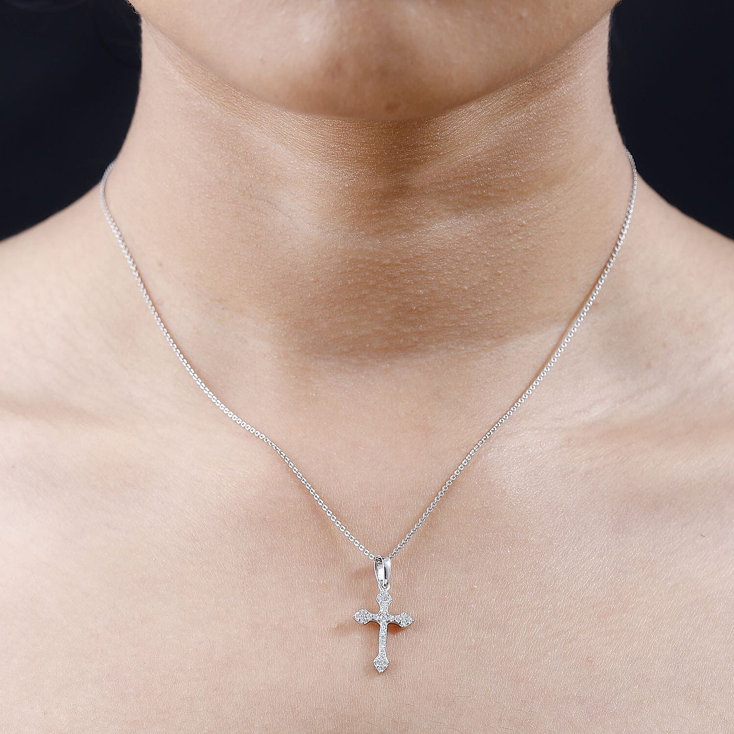 9K White Gold Moissanite Cross Pendant