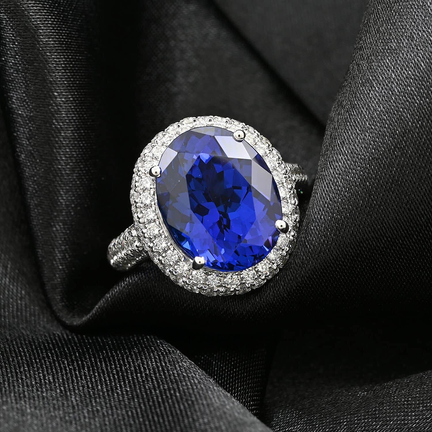 950 Platinum  AAAA  Tanzanite   White Diamond  VS Ring 10.75 ct,  Platinum Wt. 9.39 Gms  10.750  Ct.
