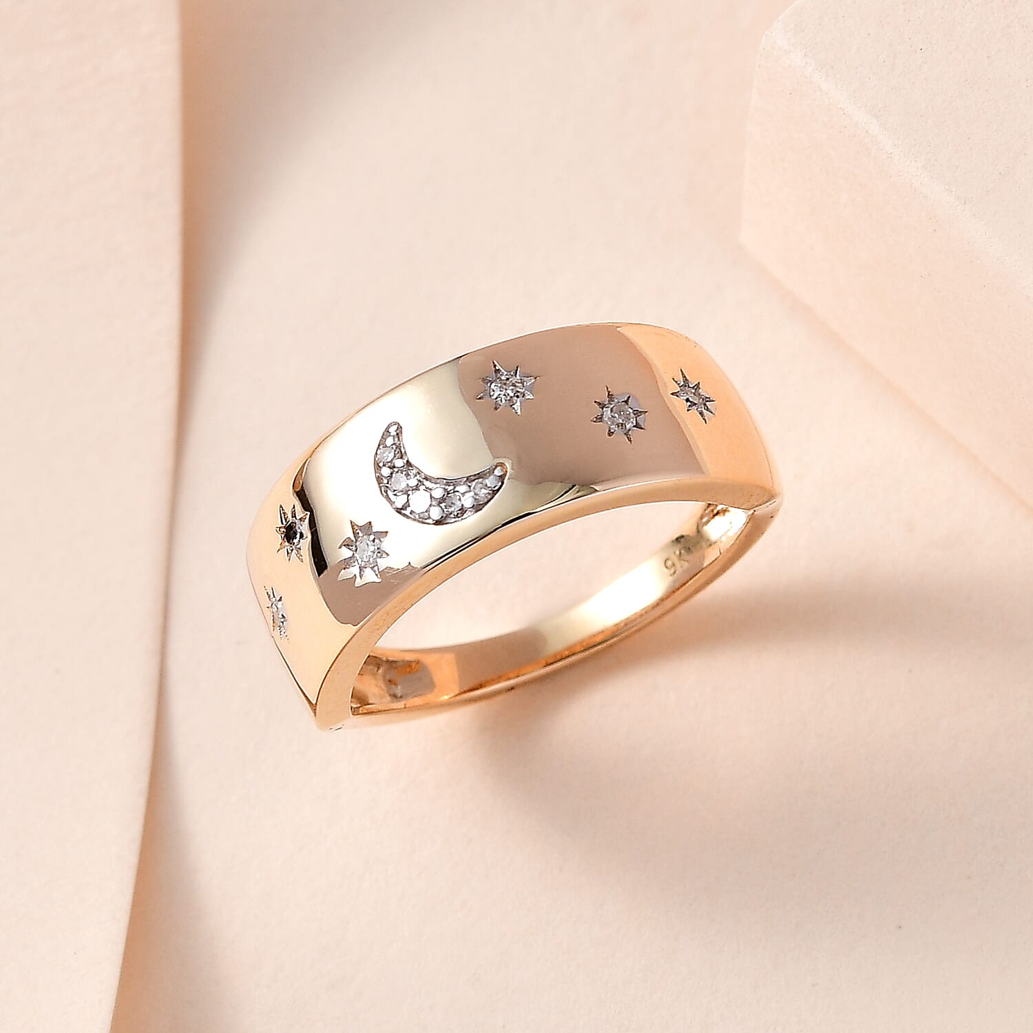 9K Yellow Gold SGL Certified Diamond Band Ring 0.10 Ct.