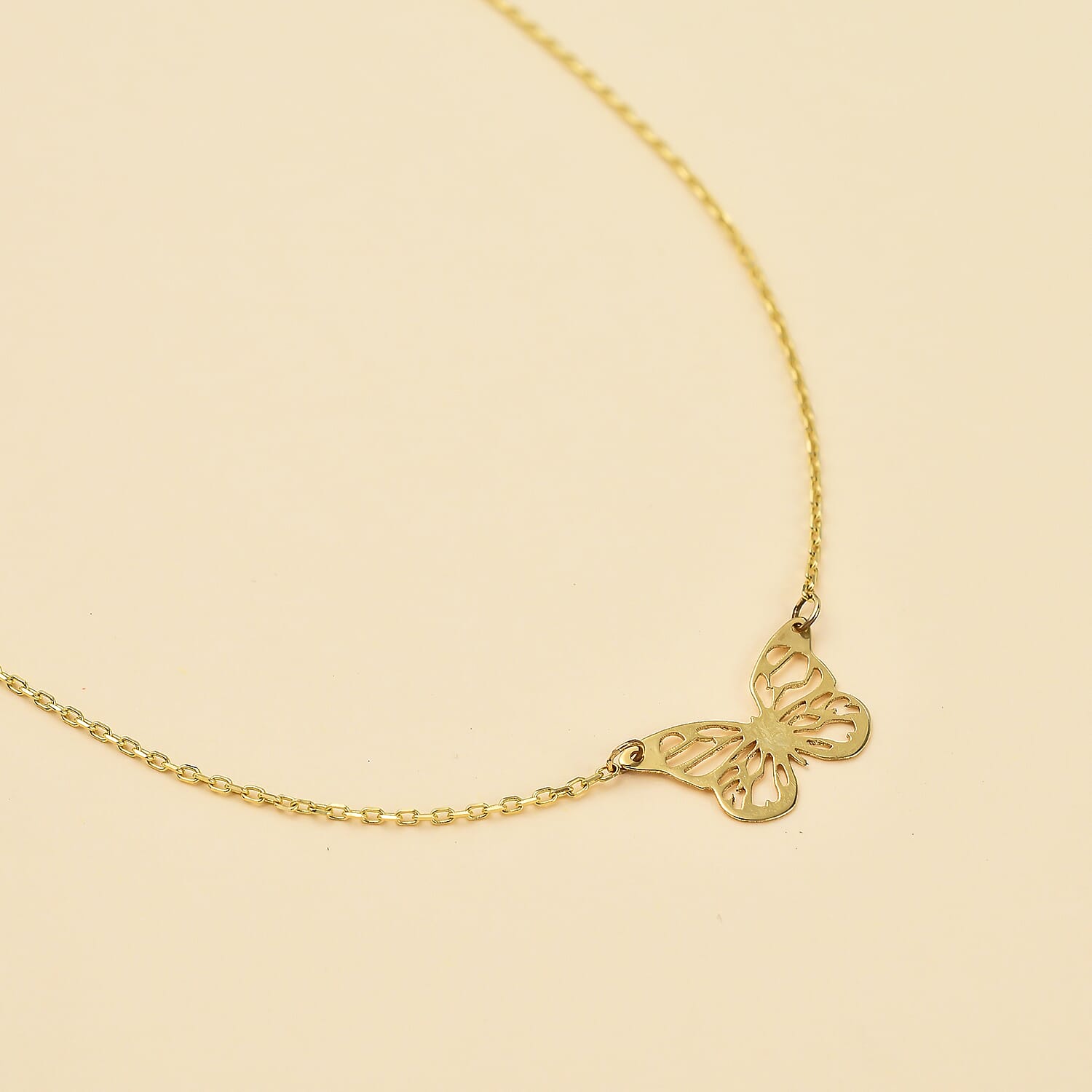 Hatton Garden Closeout - 9K Yellow Gold Butterfly Necklace (Size - 18)