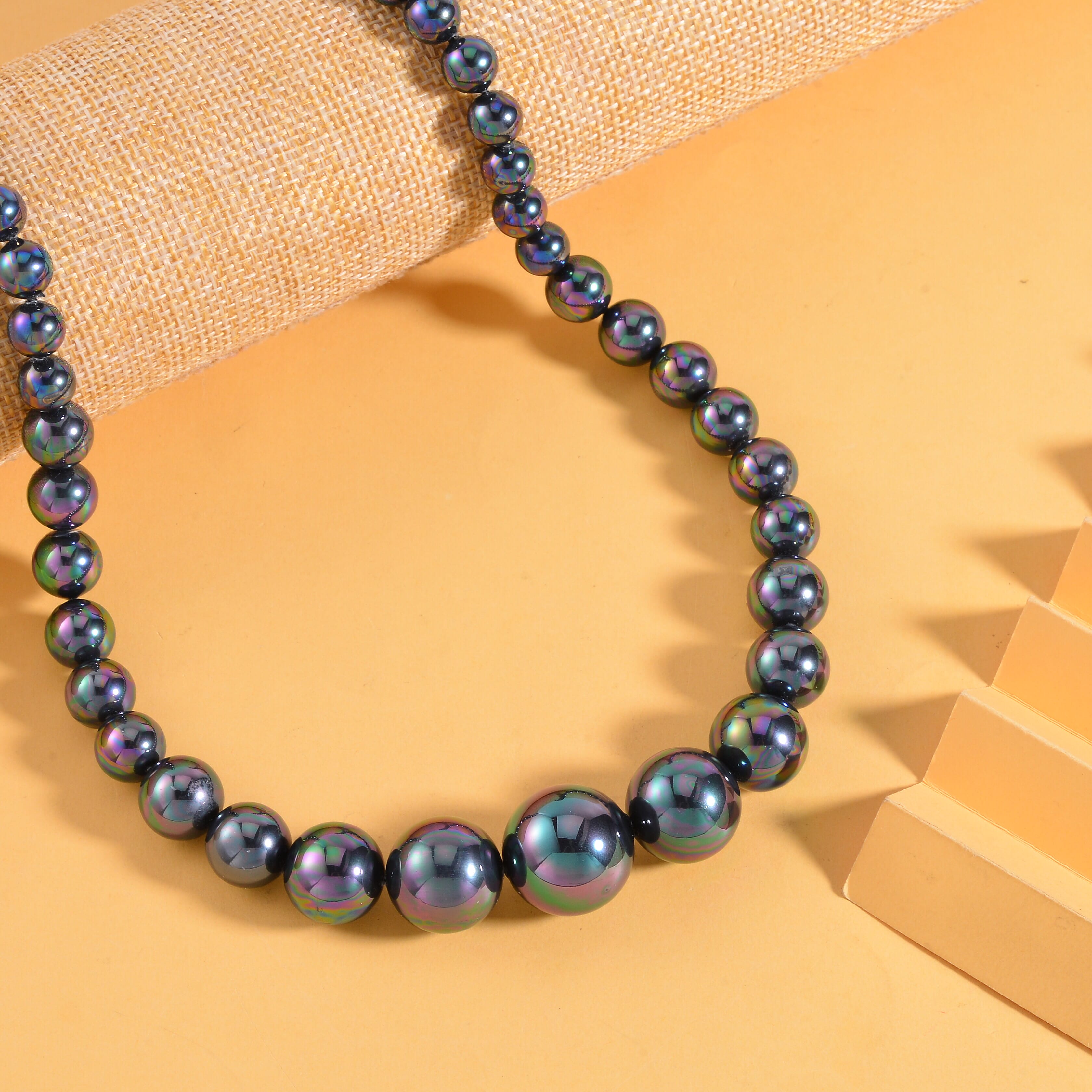 Tahitian Shell Pearl Necklace (Size - 20) with Magnetic Lock