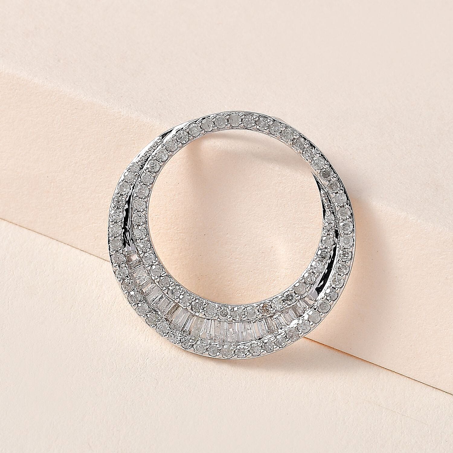 9K White Gold Diamond Crescent Pendant 1.00 Ct
