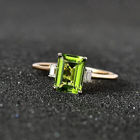 9K Yellow Gold Hebei Peridot & Moissanite Ring 1.71 Ct.