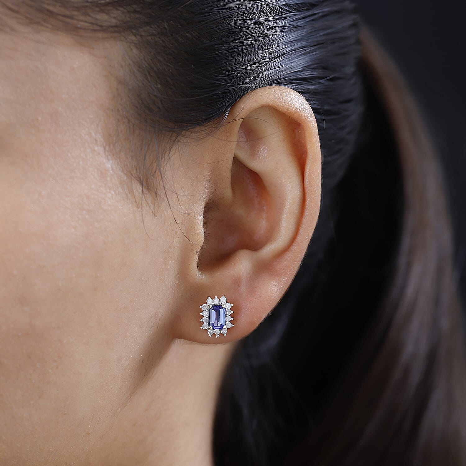 9K Yellow Gold Tanzanite & Diamond Solitaire Earrings 1.47 Ct.