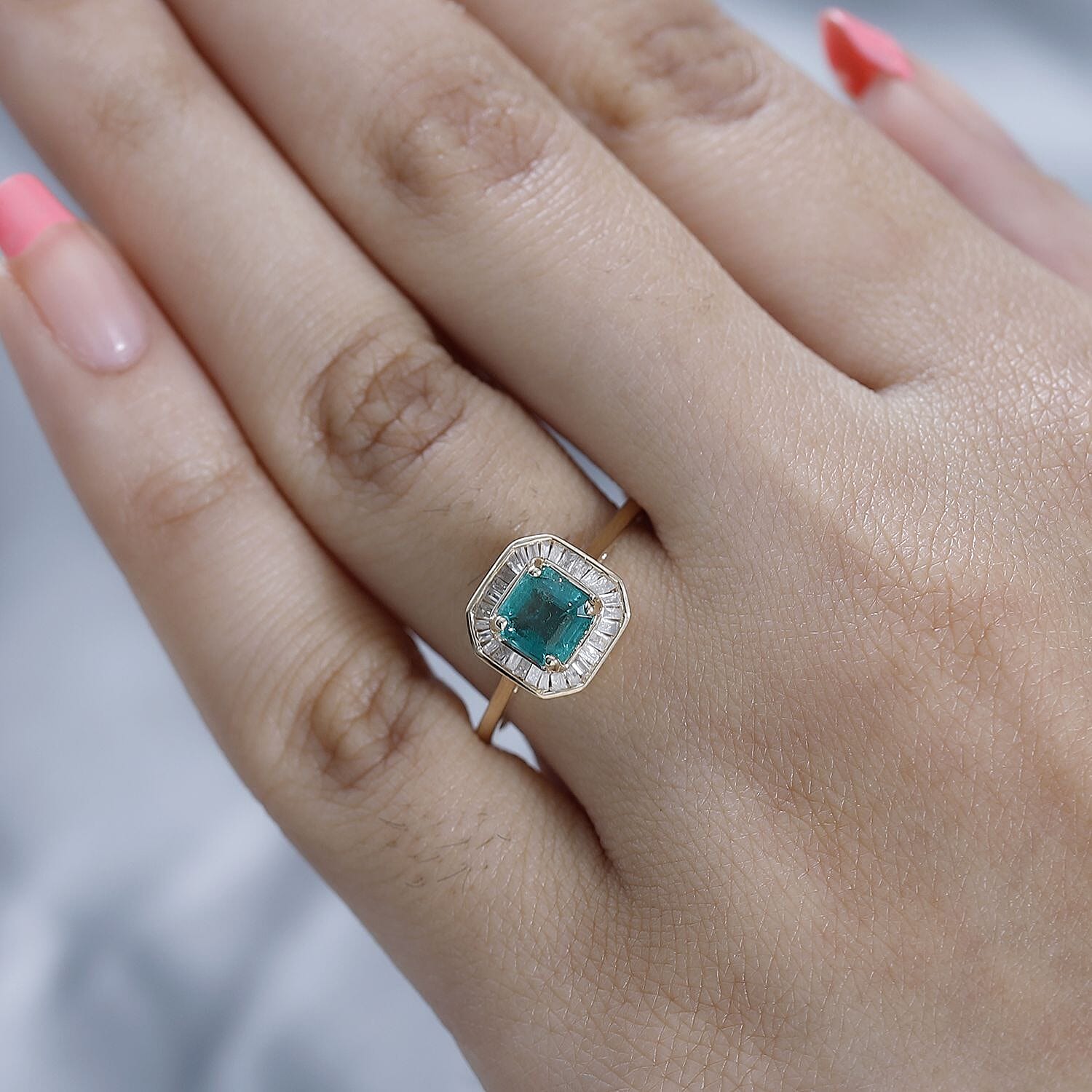 9K Yellow Gold AAAA Gemfields Asscher Cut Emerald & Diamond Halo Ring 1.34 Ct