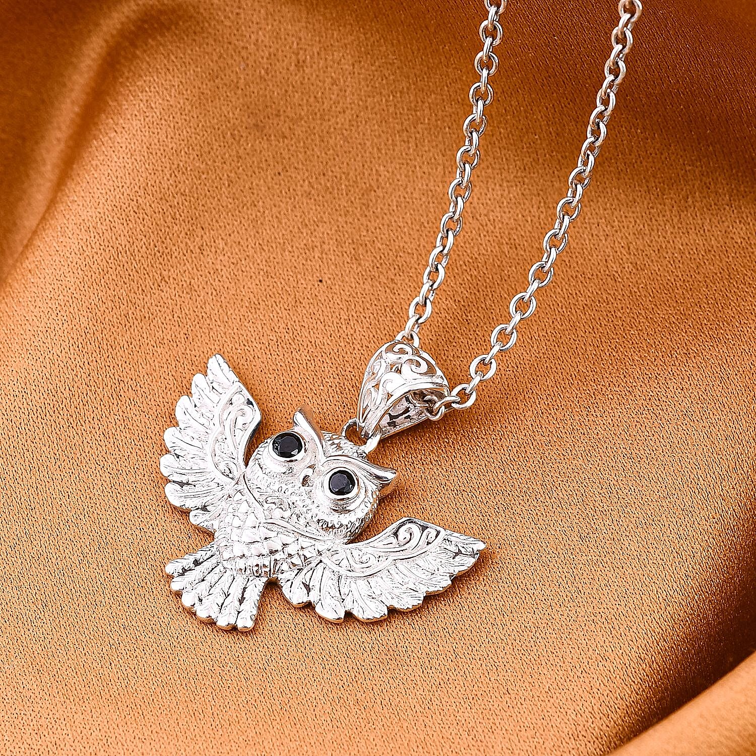 Royal Bali Collection - Boi Ploi Black Spinel Owl Pendant in Sterling Silver