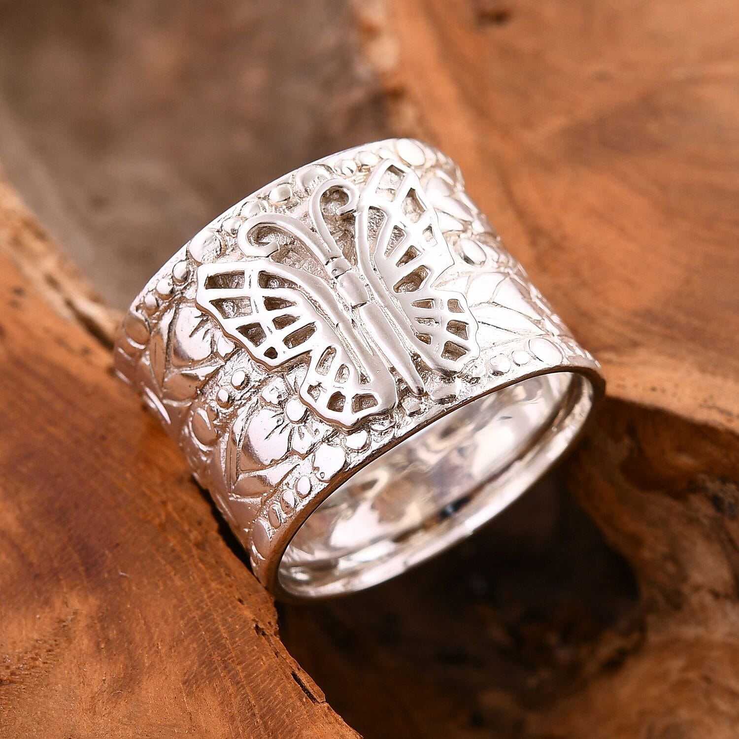 Sterling Silver Ring,  Silver Wt. 7 Gms