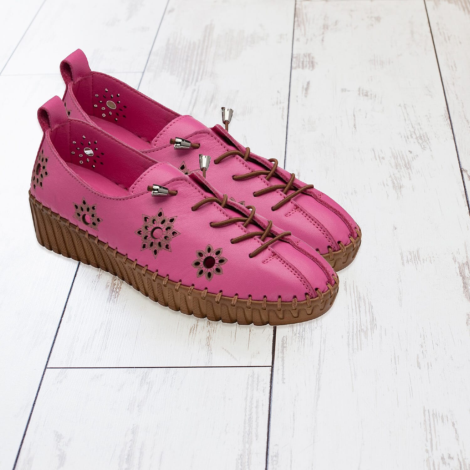 Lotus Raspberry Leather Slip-On Shoes (Size 36)