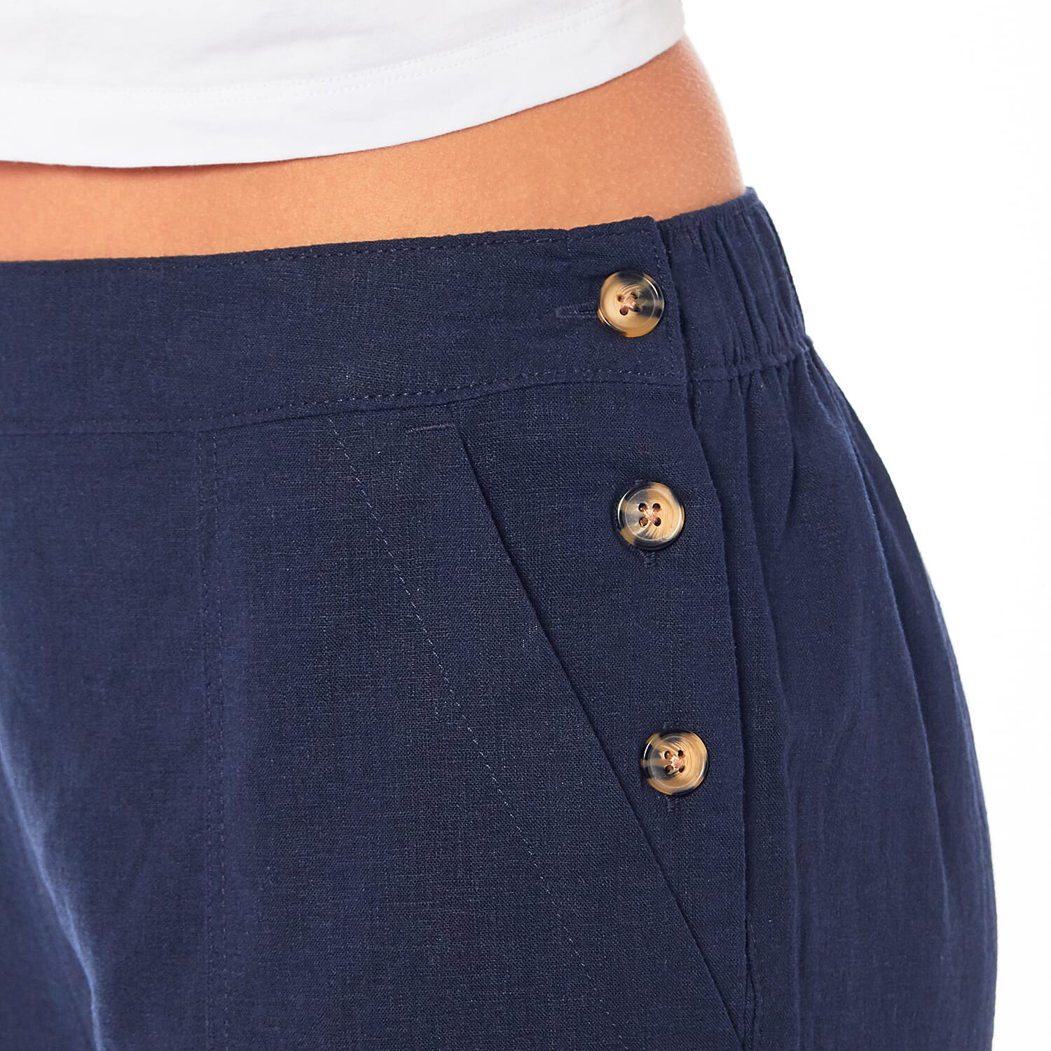 Charlotte West Ladies Linen Shorts (Size 12) - Navy