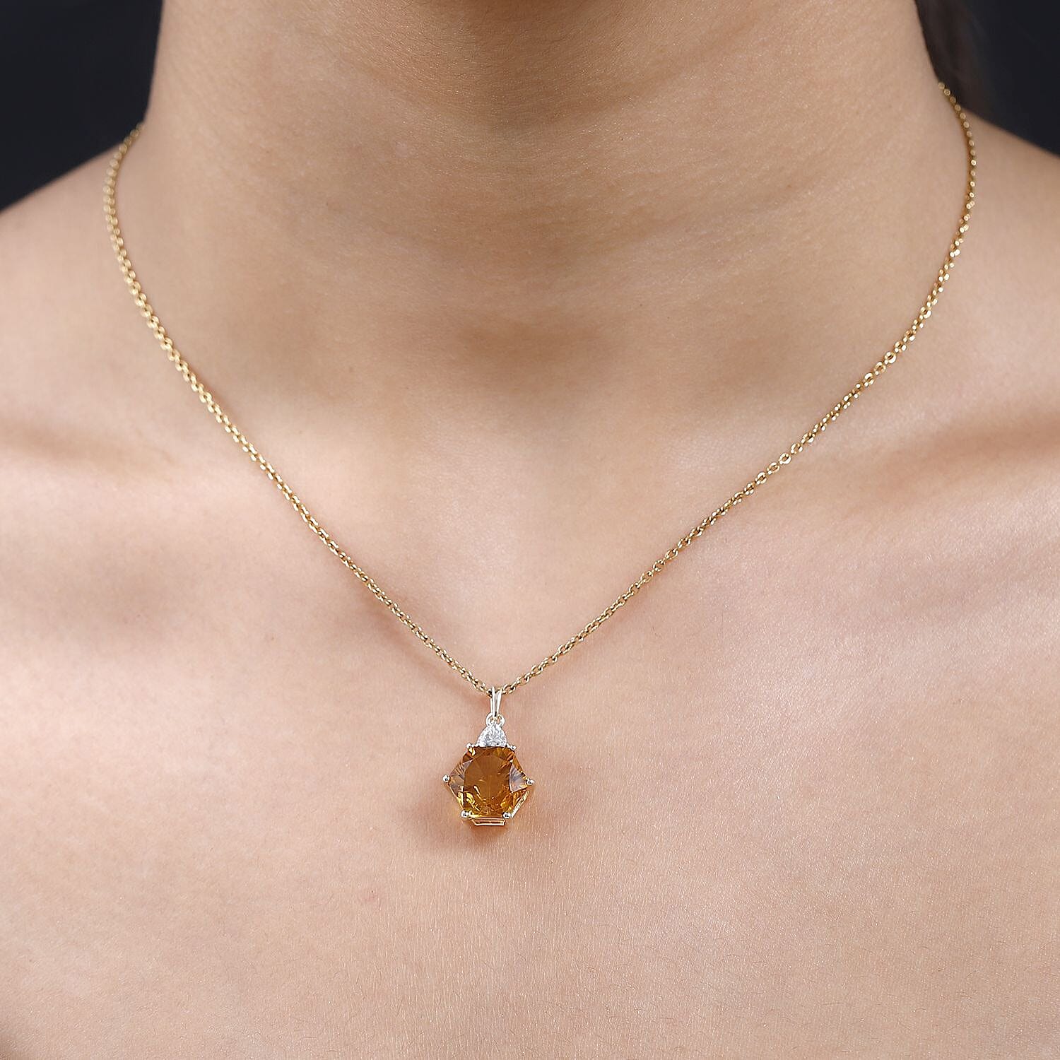 9K Yellow Gold Serra Gaucha Citrine & Moissanite Pendant 4.27 Ct.