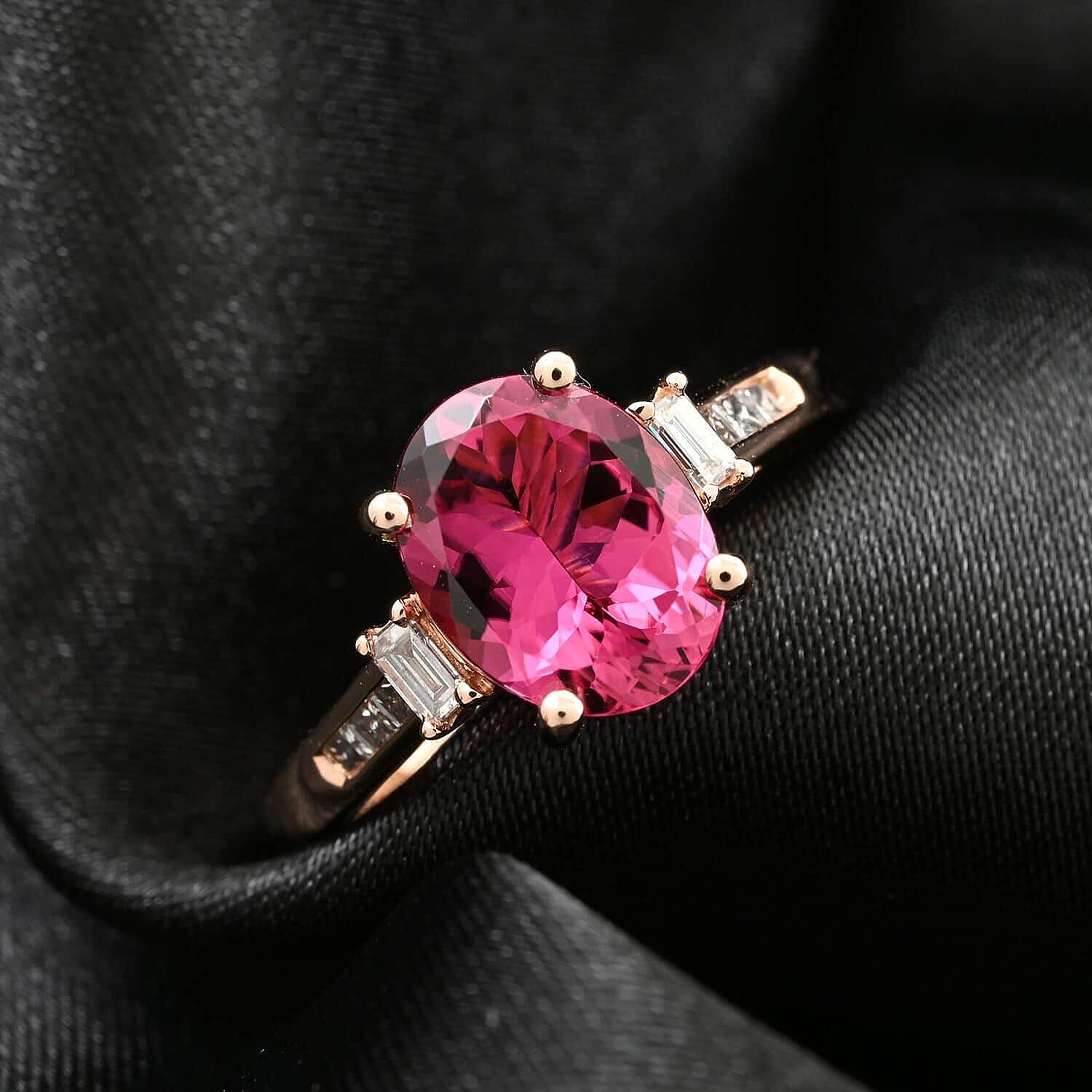 18K Rose Gold  AAA   Rubellite ,  White Diamond  SI Ring 2.25 ct,  Gold Wt. 3.51 Gms  2.250  Ct.