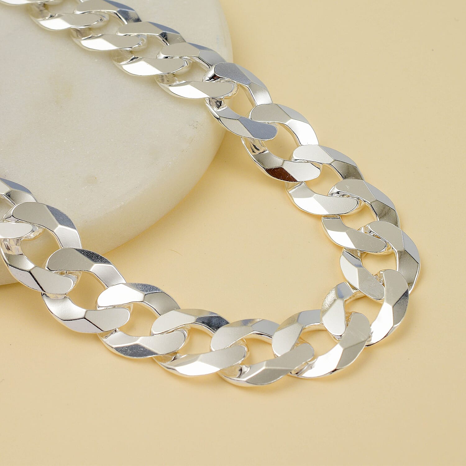 Sterling Silver Flat Curb Bevelled Edge Necklace (Size - 22), Silver Wt. 101.00 Gms