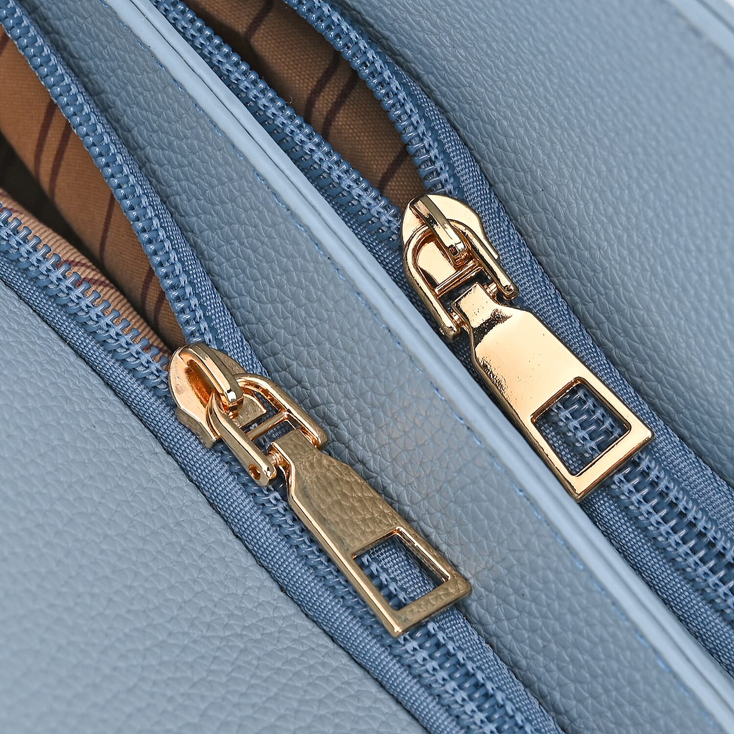 Quilted Checker Pattern Leatherette Crossbody Bag With Metal Chain Decoration - Light Blue