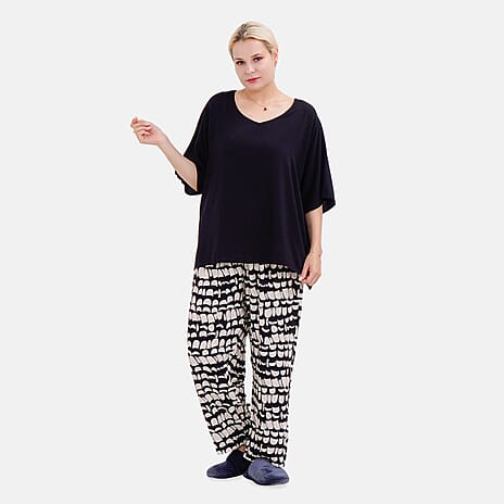 New Launch LA MAREY Loungewear Sets (Short Sleeves Top with Printed Trousers)  - Black (Size M)