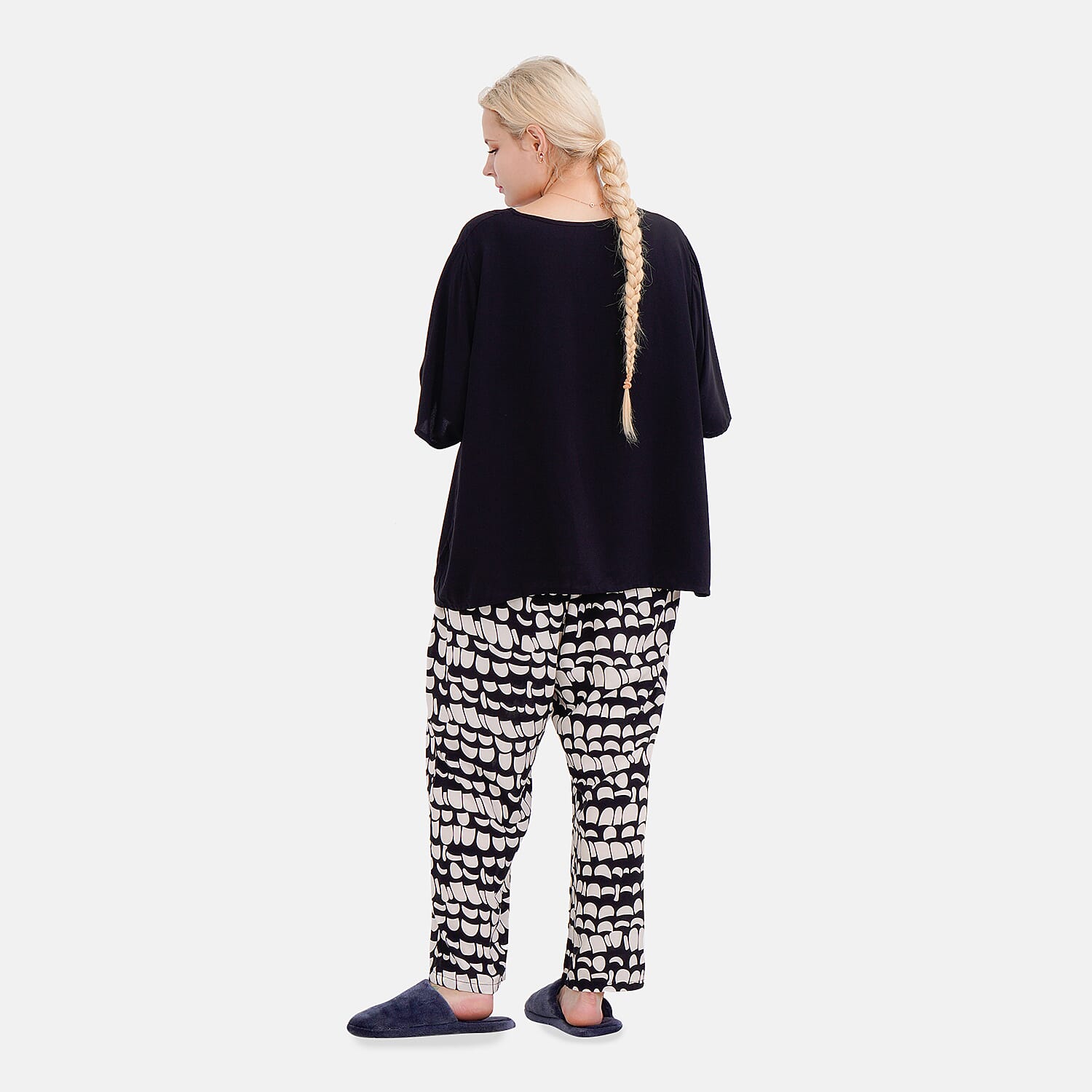 LA MAREY Loungewear Sets (Short Sleeves Top with Printed Trousers)  - Black (Size M)