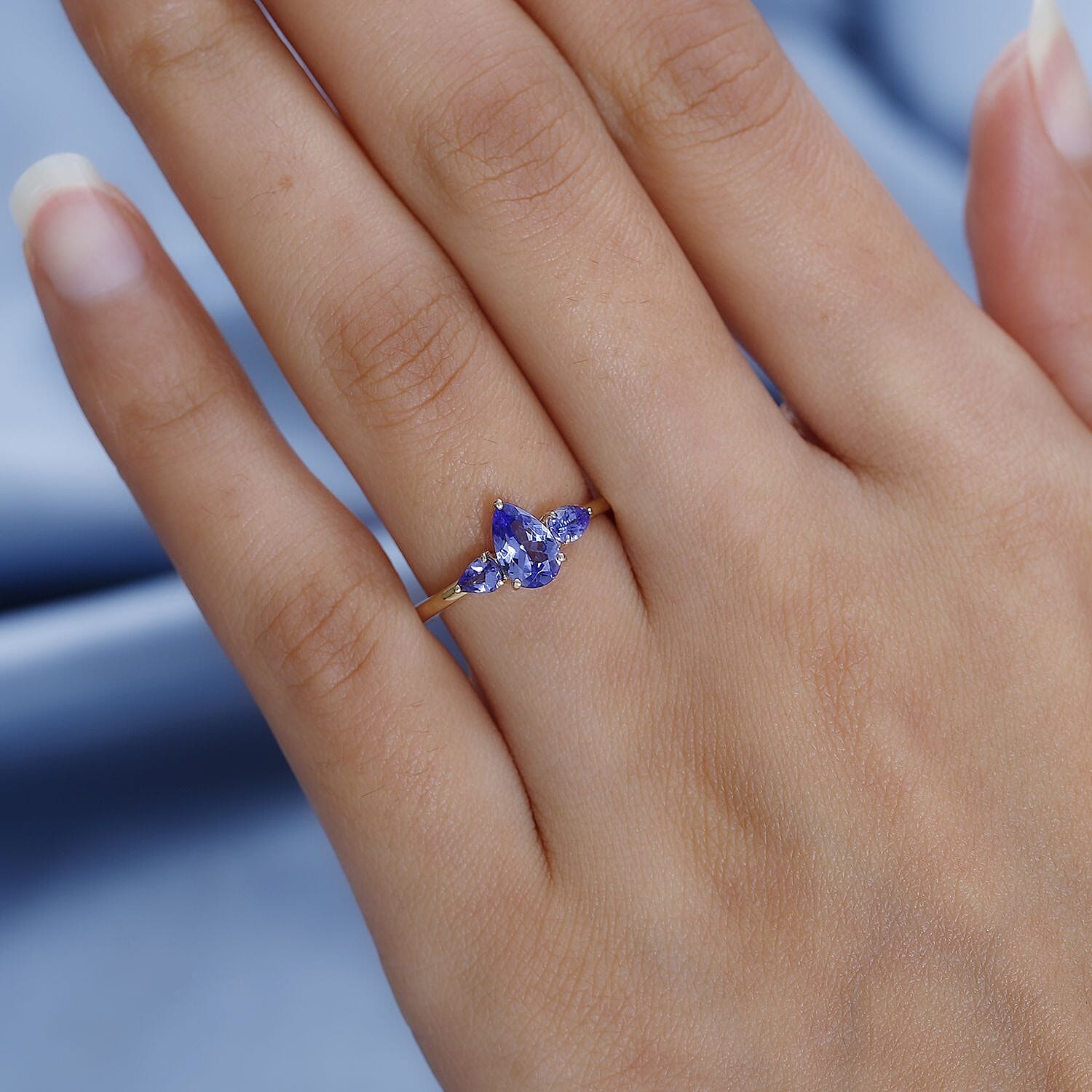 9K Yellow Gold Tanzanite Ring 1.20 Ct.