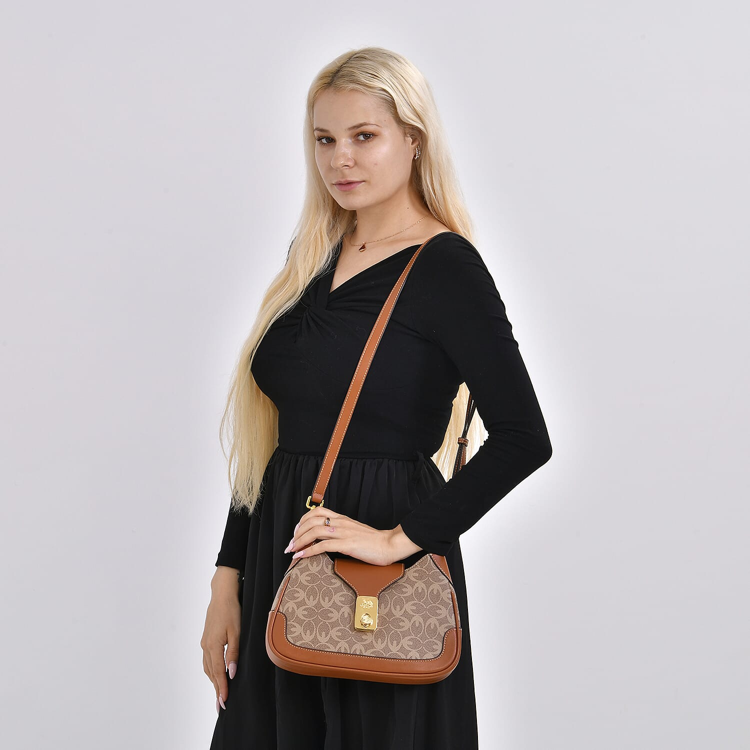  Guanchi Crossbody Bag with Exterior Zipped Pocket & Shoulder Strap - Brown