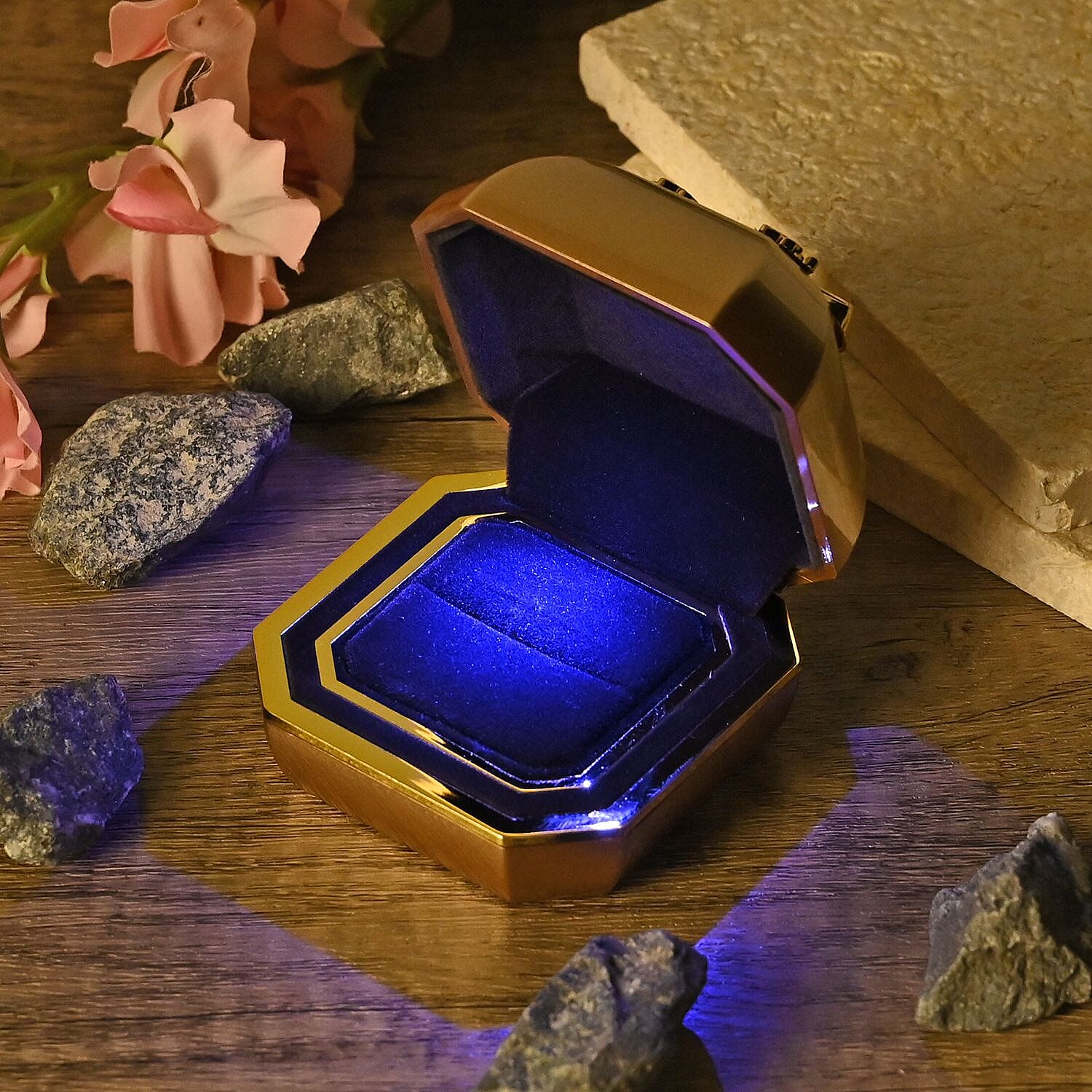 Luxurious Polished LED Lighted Solid Ring Box With Anti-Tarnish Protection (Size - 7x7x6 cm) - Gold