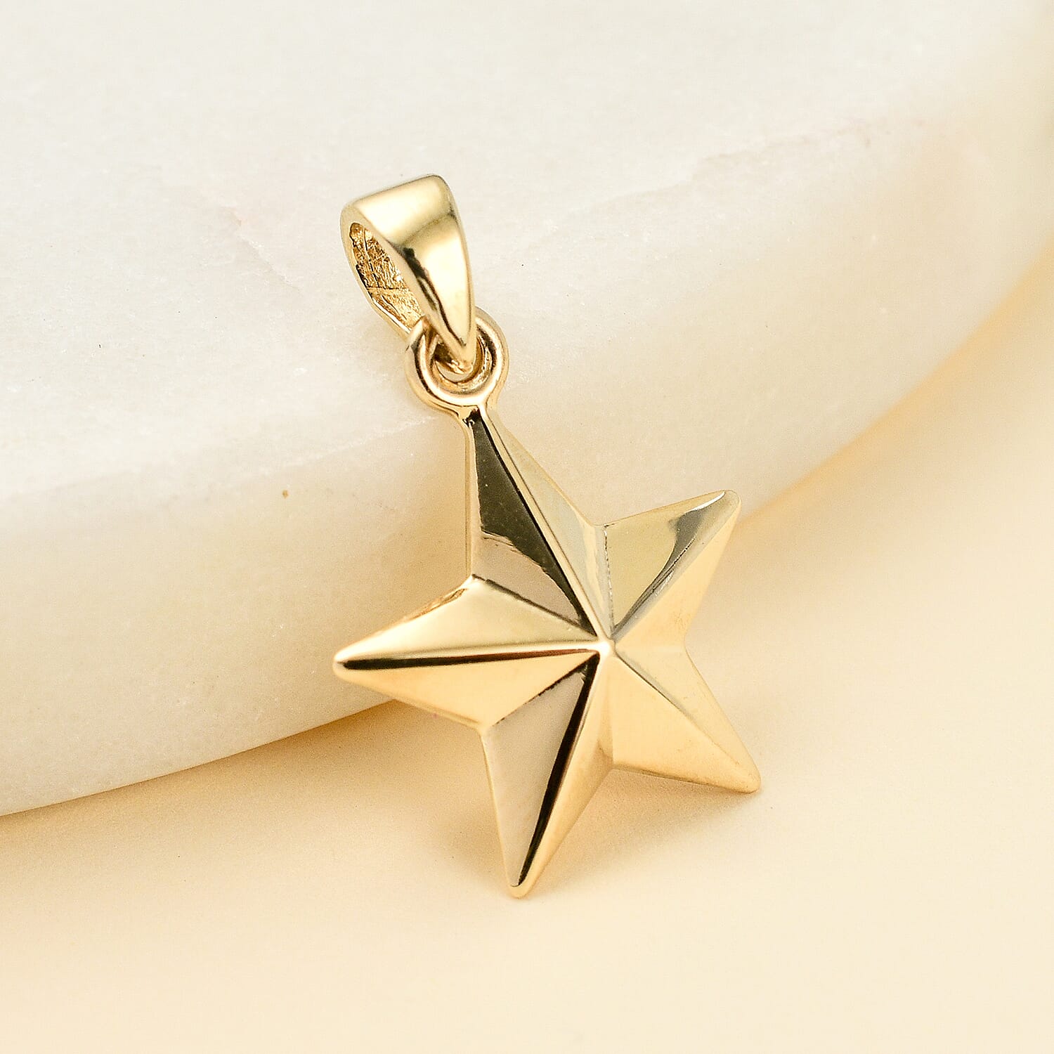  9K Yellow Gold Star Pendant