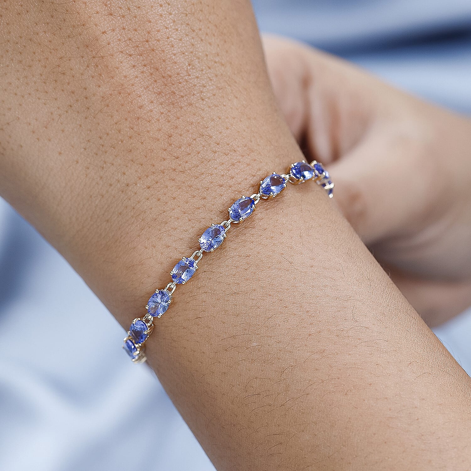Limited Edition - One time closeout 9K Yellow Gold Tanzanite Bracelet (Size - 7.5) 10 Ct.