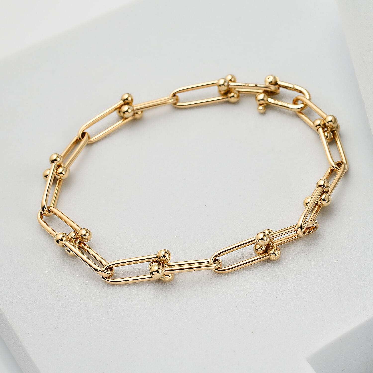 9K Yellow Gold Bracelet with Lobster Clasp (Size - 8), Gold Wt. 7.90 Gms.