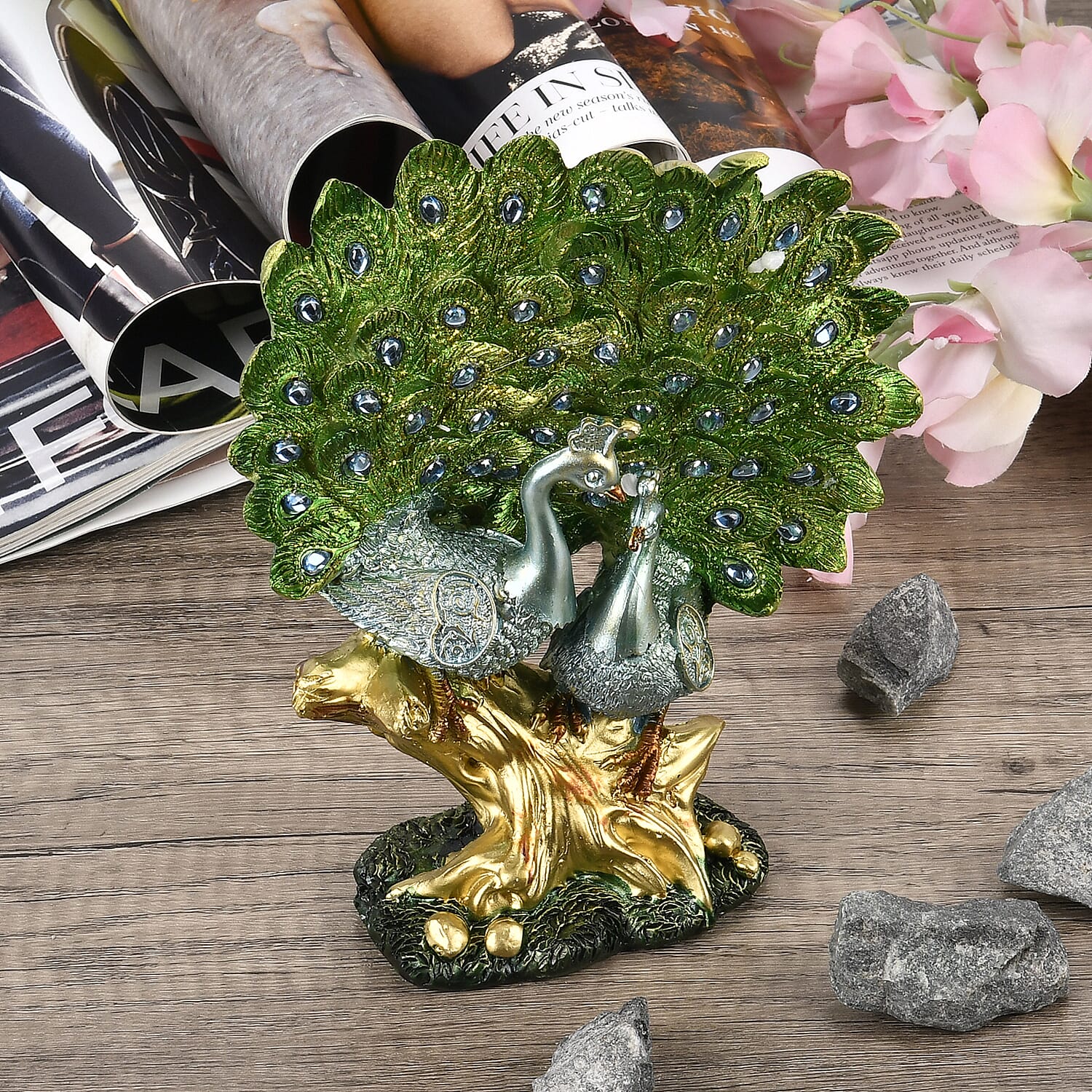 Boutique Collection - Decorative Peacock Figurine (Size 19x16x5 cm)