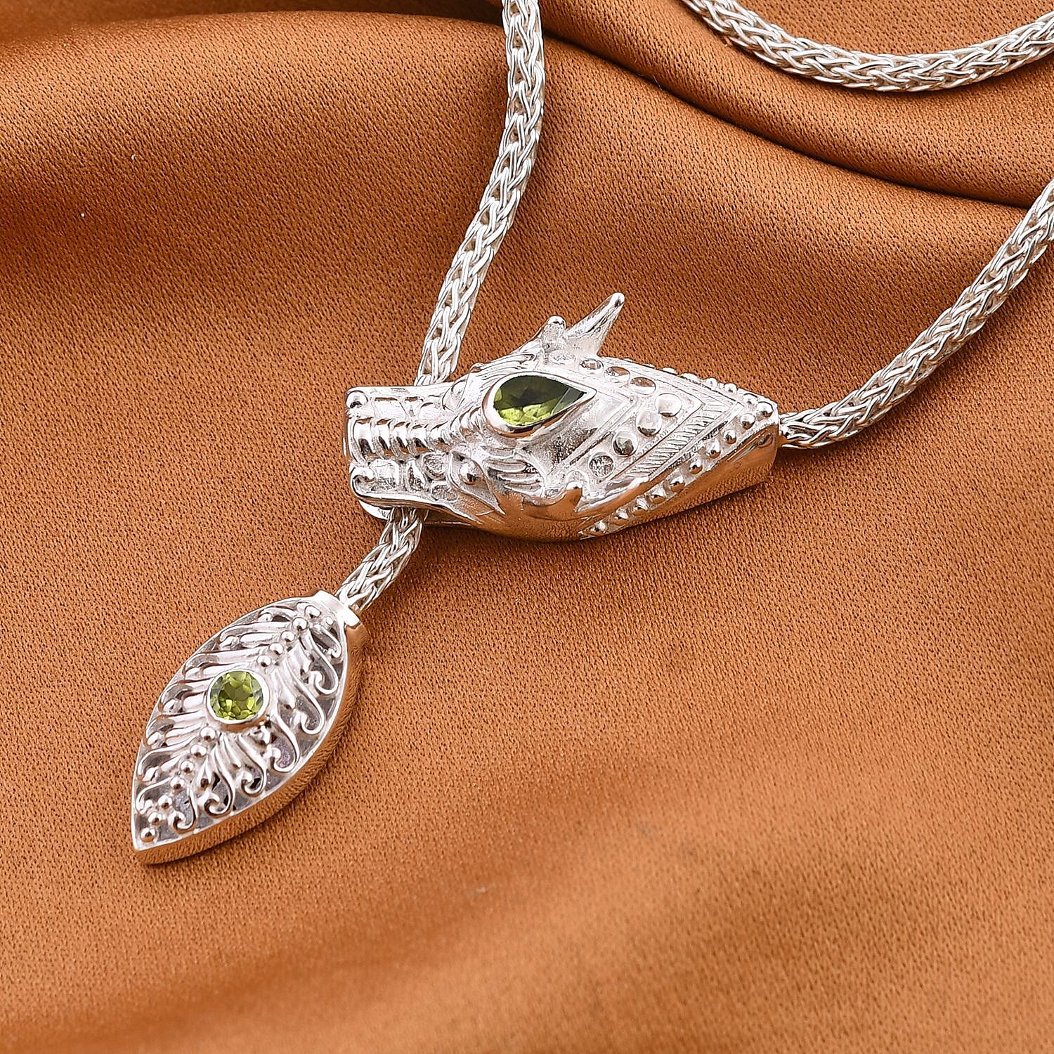 Royal Bali Collection - Hebei Peridot Dragon Necklace (Size 24) in Sterling Silver, Silver Wt. 30.60 GM