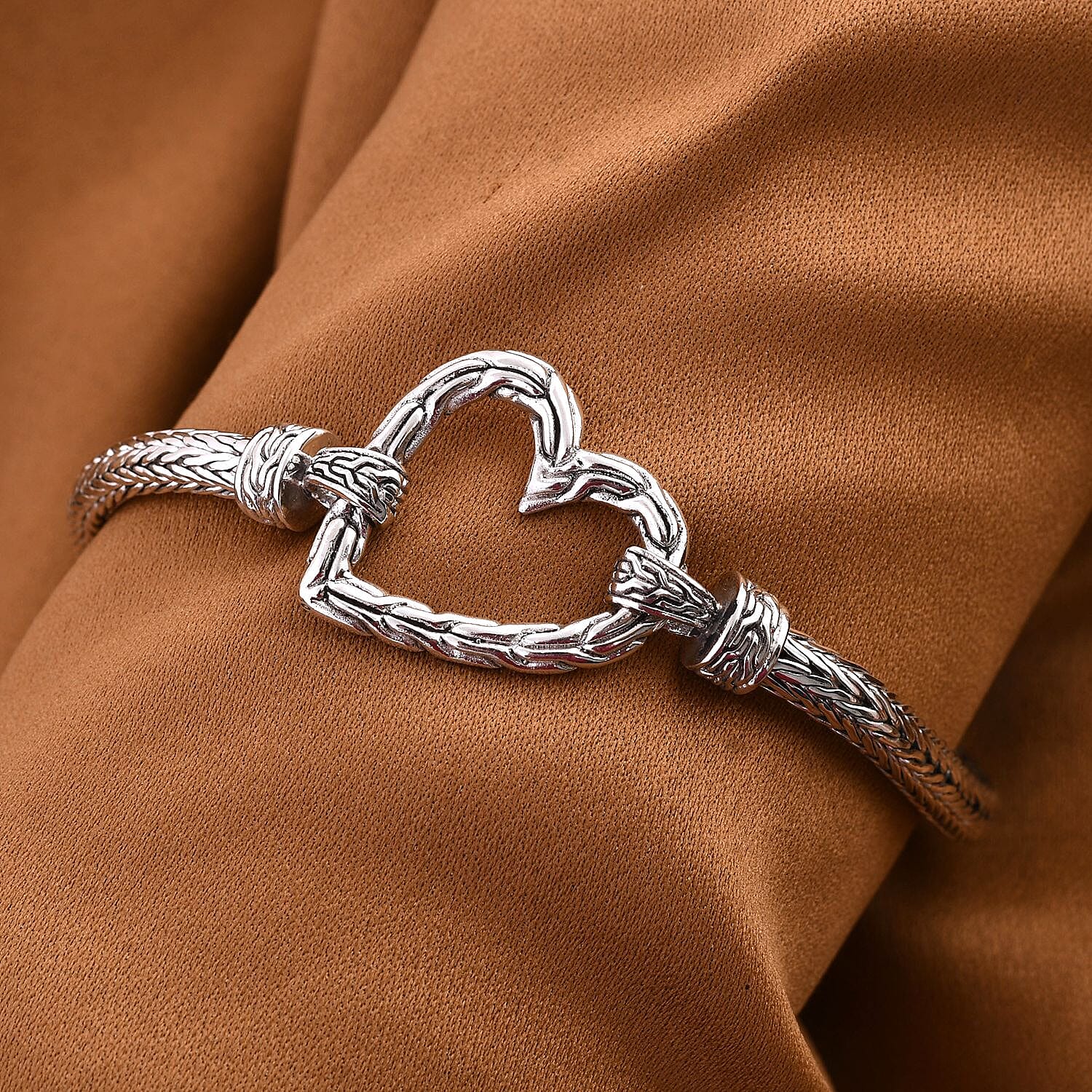 Royal Bali Collection- Sterling Silver Heart Bracelet (Size - 7)