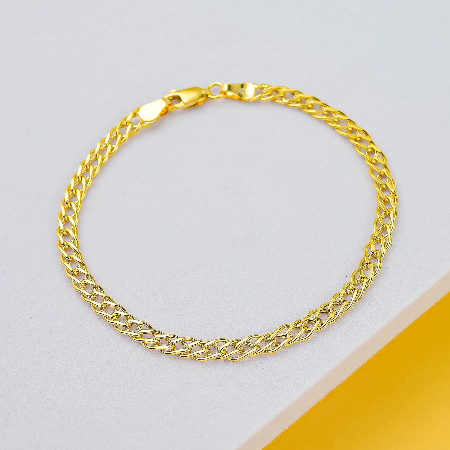 Mega Gold Designer Closeout - 9K Yellow Gold Double Curb Link Bracelet (Size - 7.5)